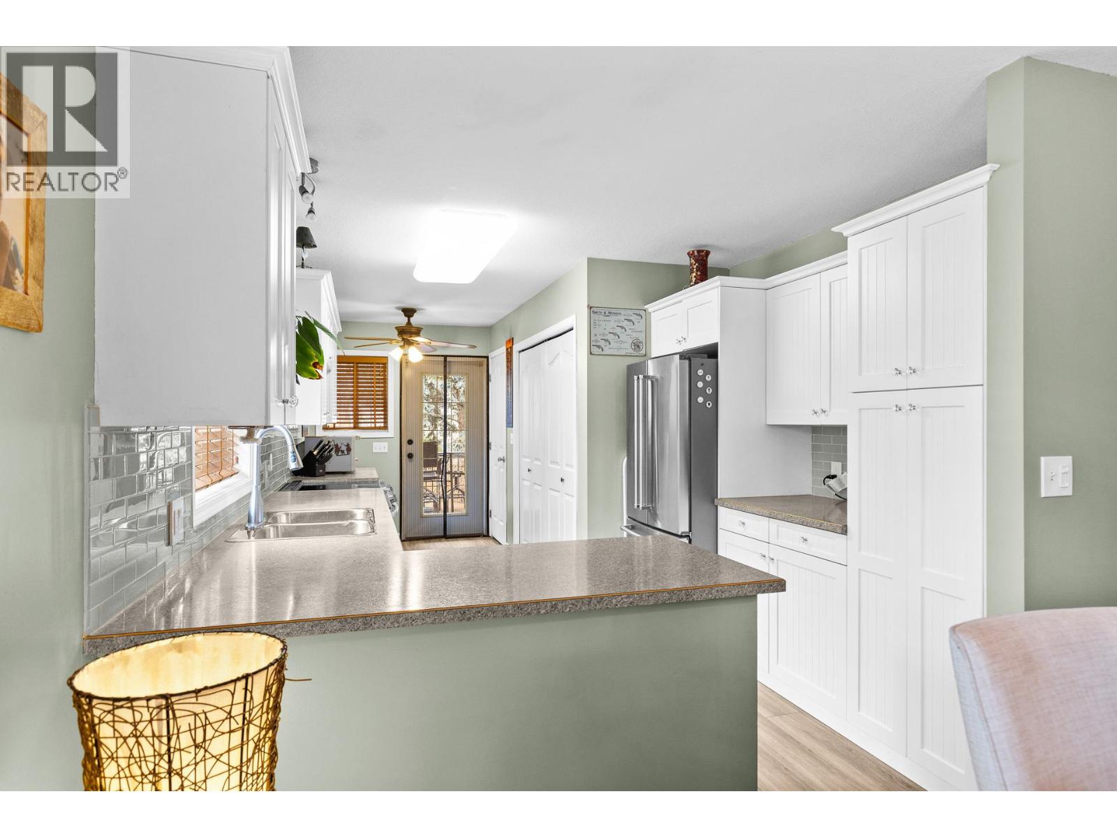 190 Ritchie Court - 12