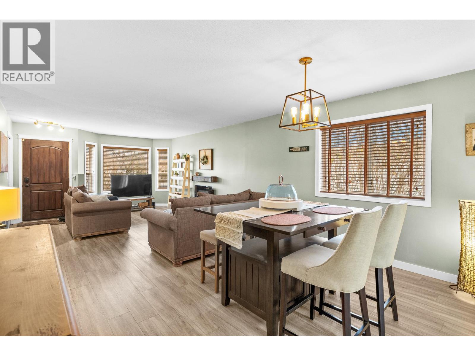 190 Ritchie Court - 9