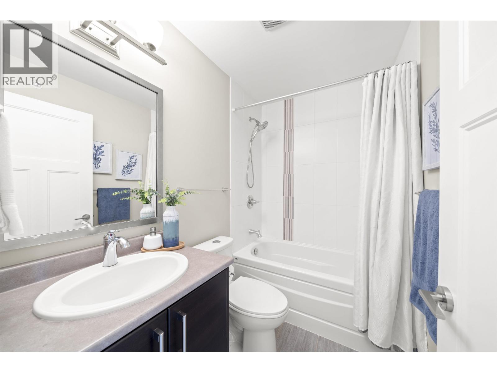 #206-4808 LINDEN Drive, Delta