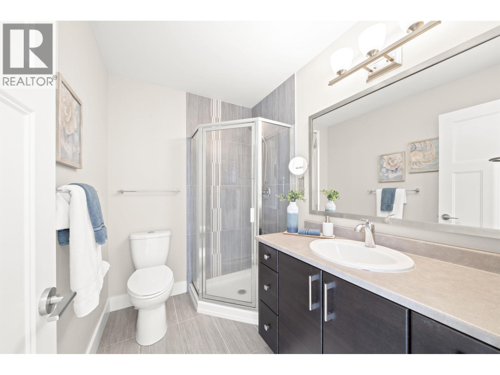 #206-4808 LINDEN Drive, Delta