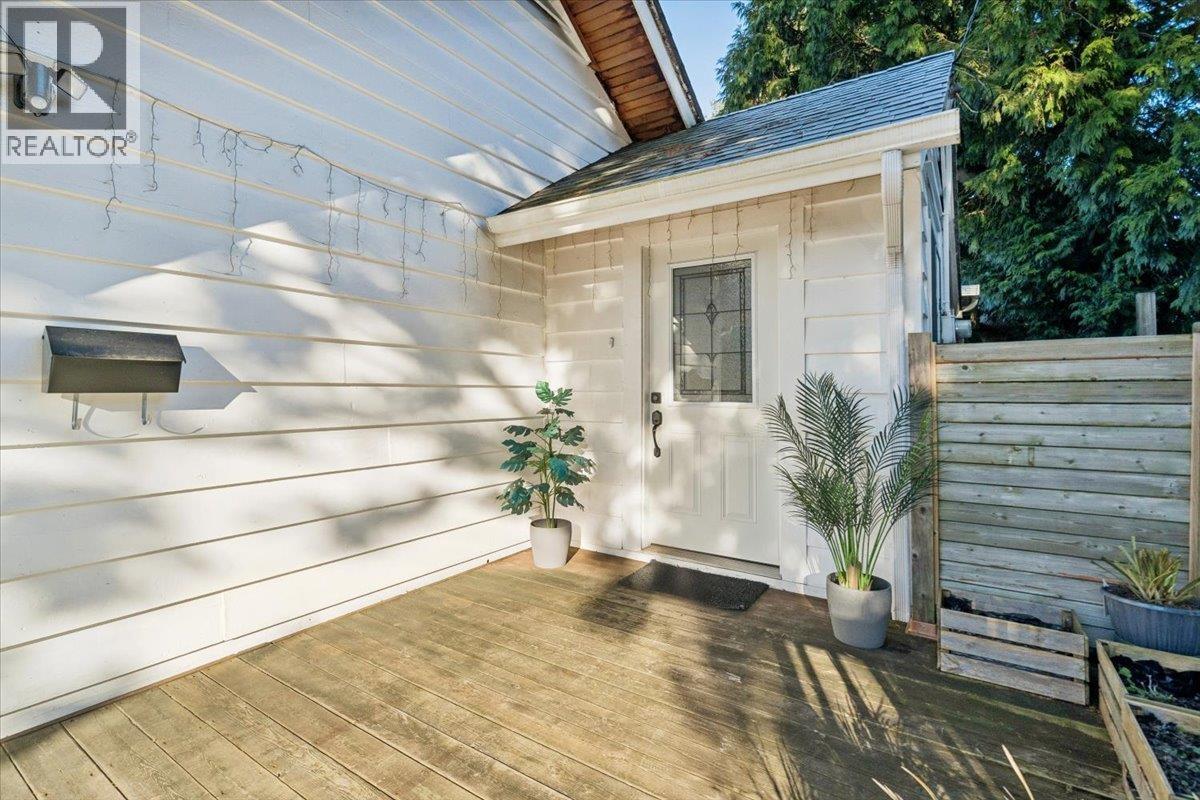 21339 DEWDNEY TRUNK ROAD, Maple Ridge