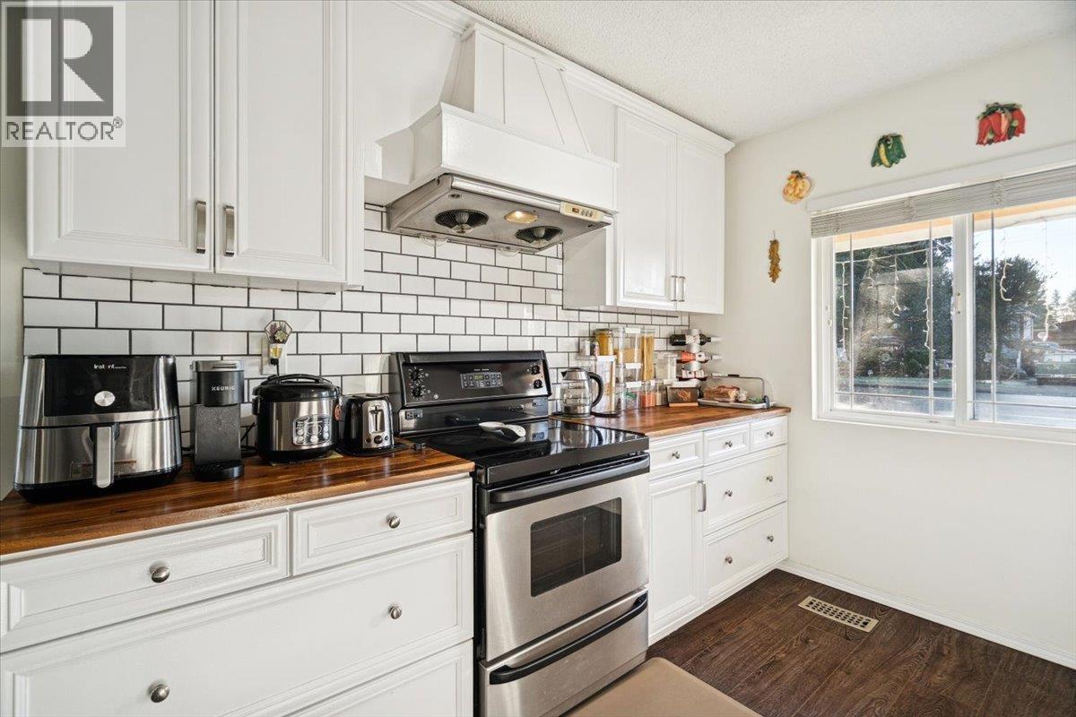 21339 DEWDNEY TRUNK ROAD, Maple Ridge