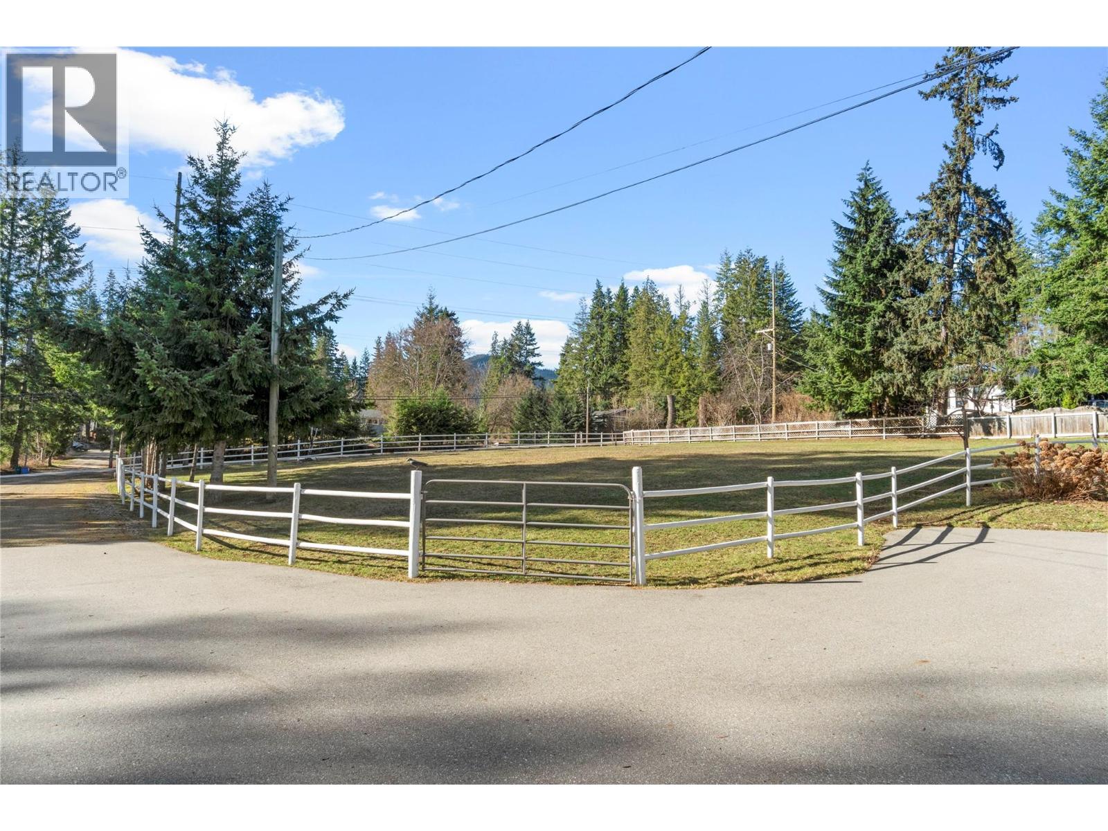 4091 10 Avenue SE - 33