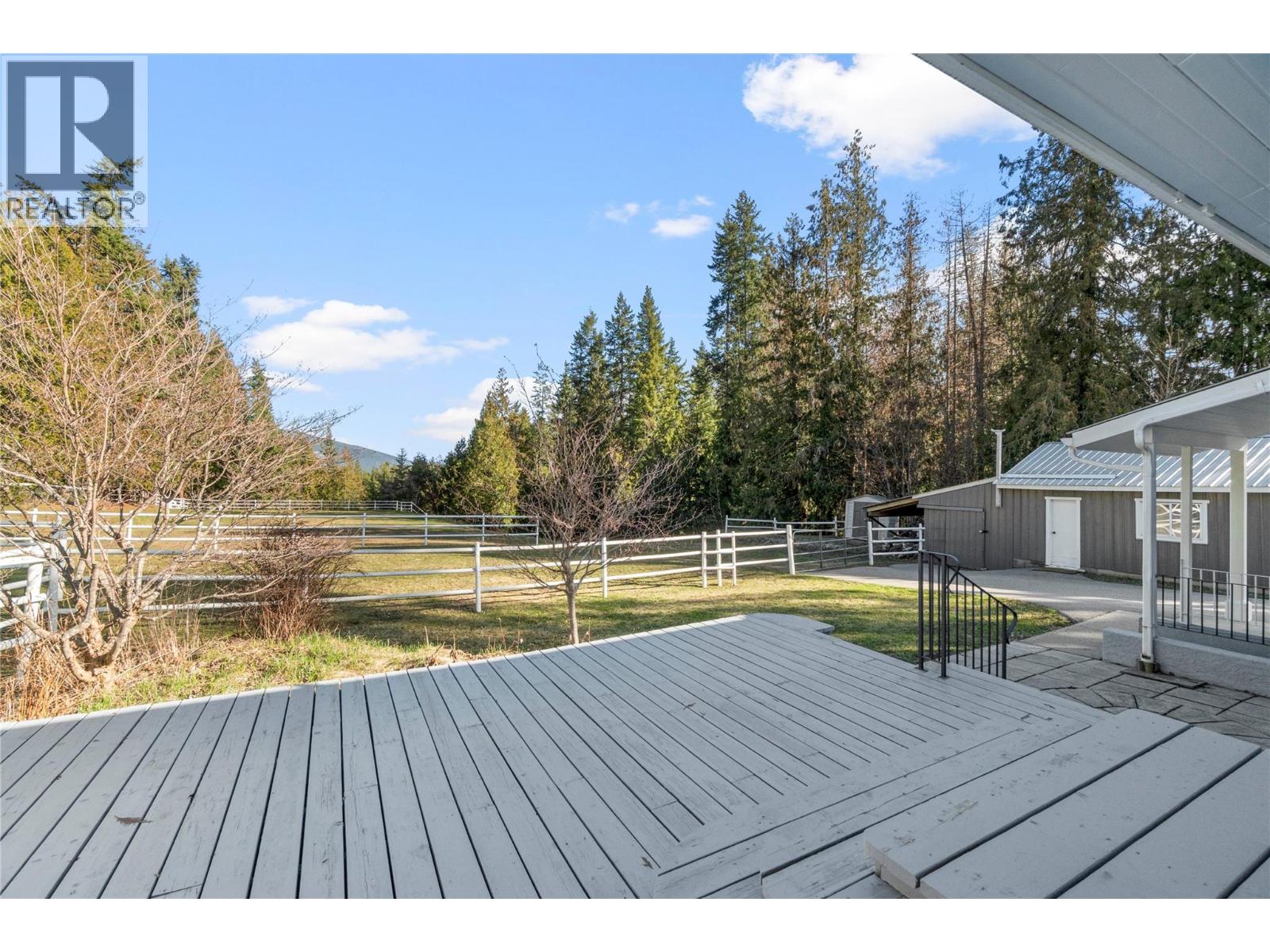 4091 10 Avenue SE, Salmon Arm