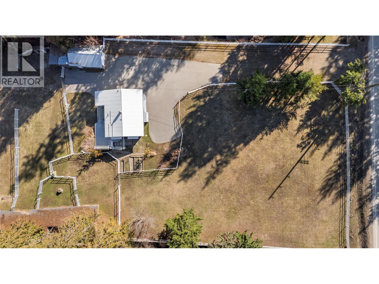 4091 10 Avenue SE, Salmon Arm