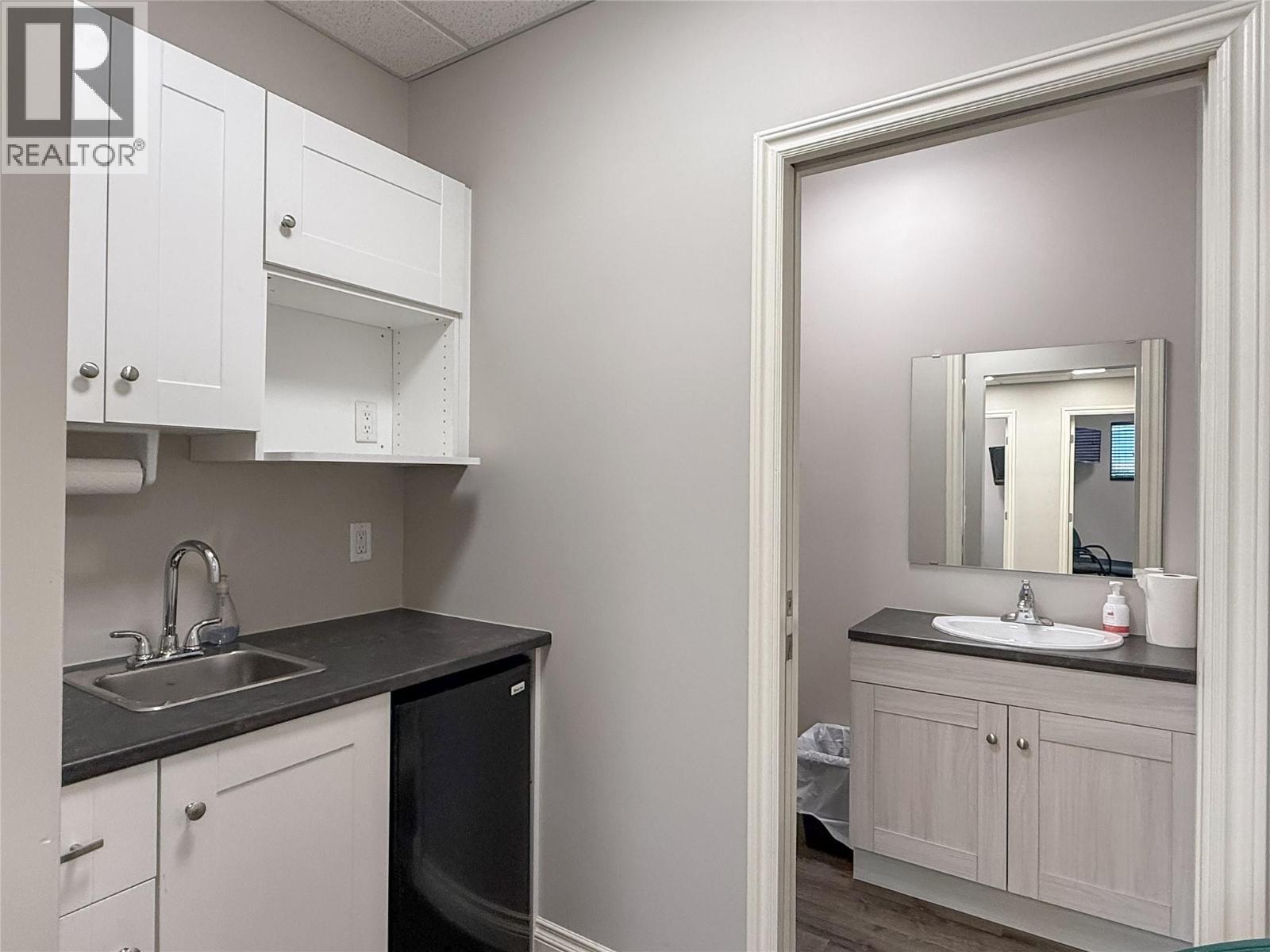 109A 140 Commercial Drive, Kelowna