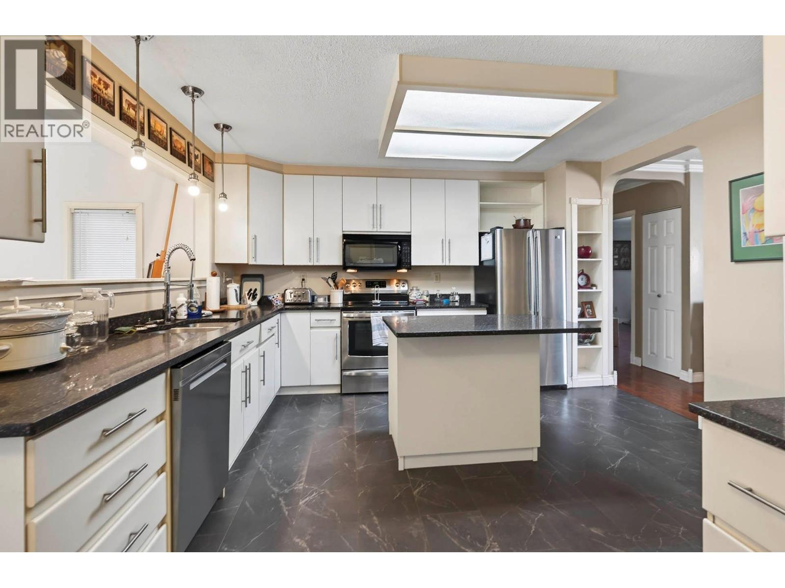 877 McArthur Drive, Kamloops