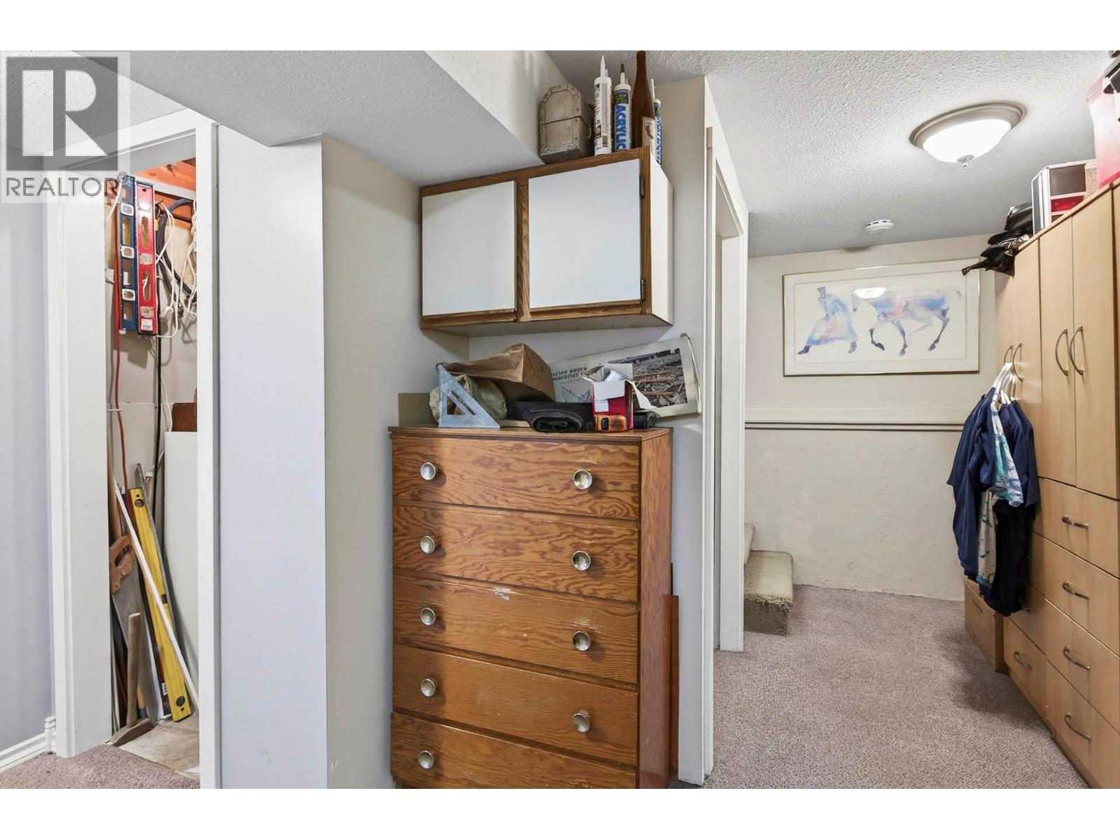 877 McArthur Drive, Kamloops