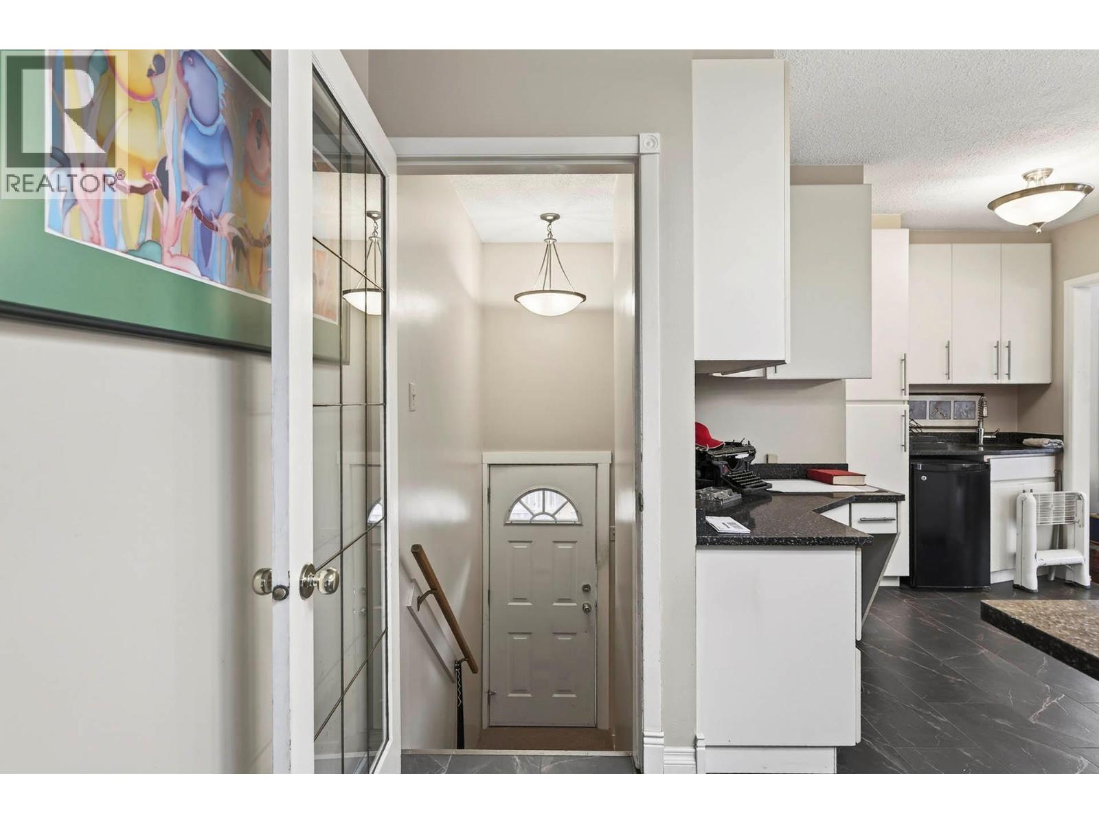 877 McArthur Drive, Kamloops