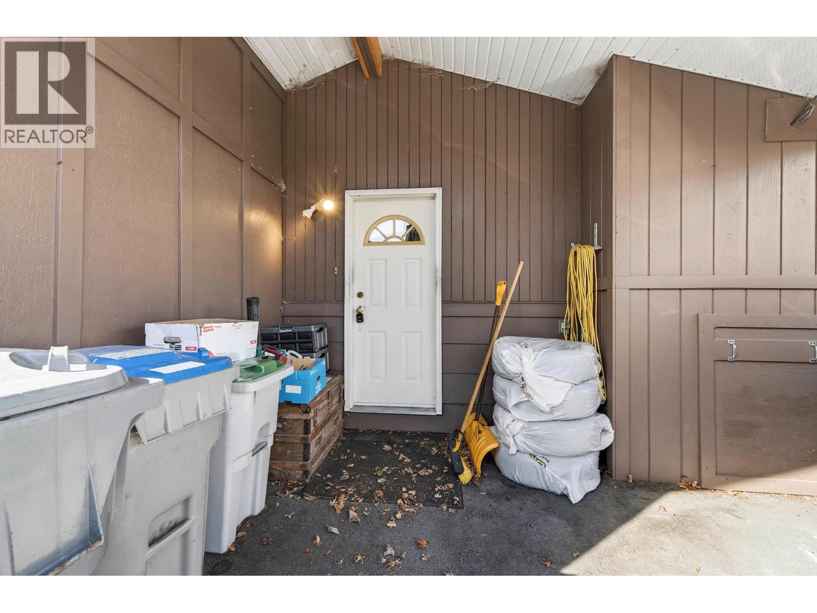 877 McArthur Drive, Kamloops