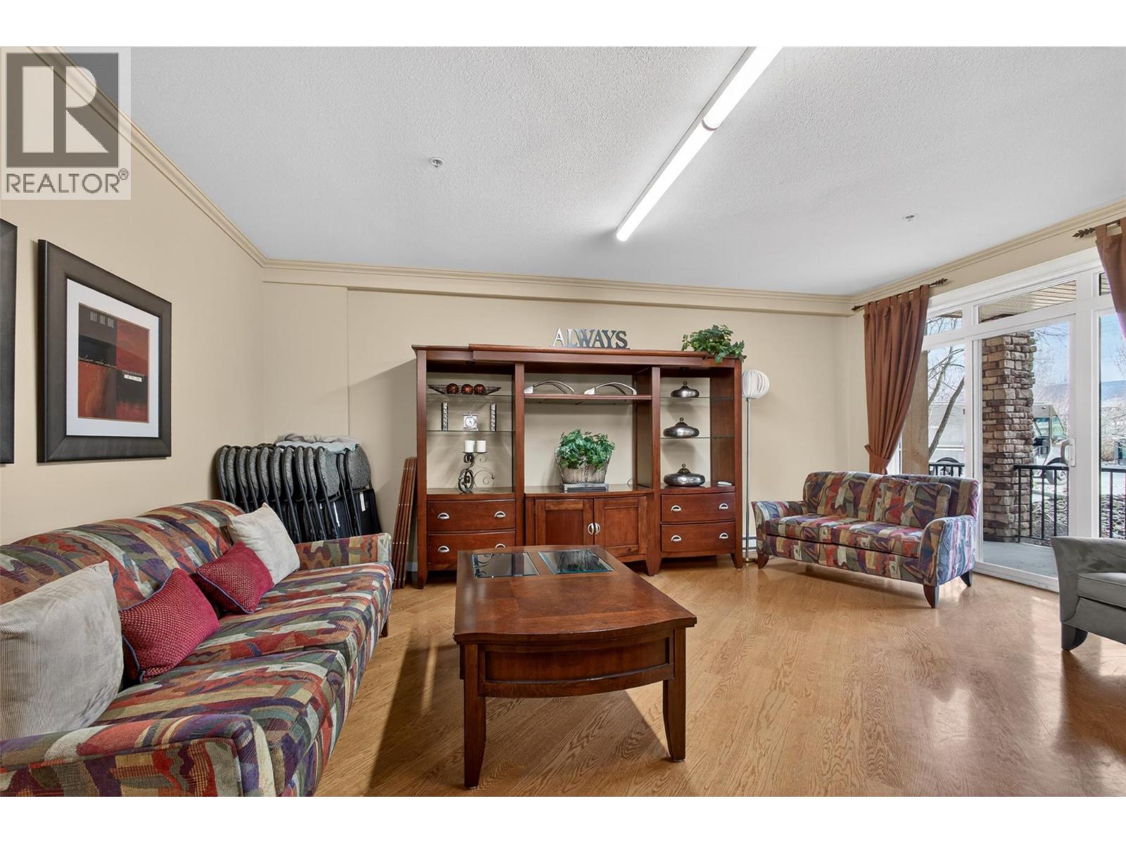 #101 303 Whitman Road - 44