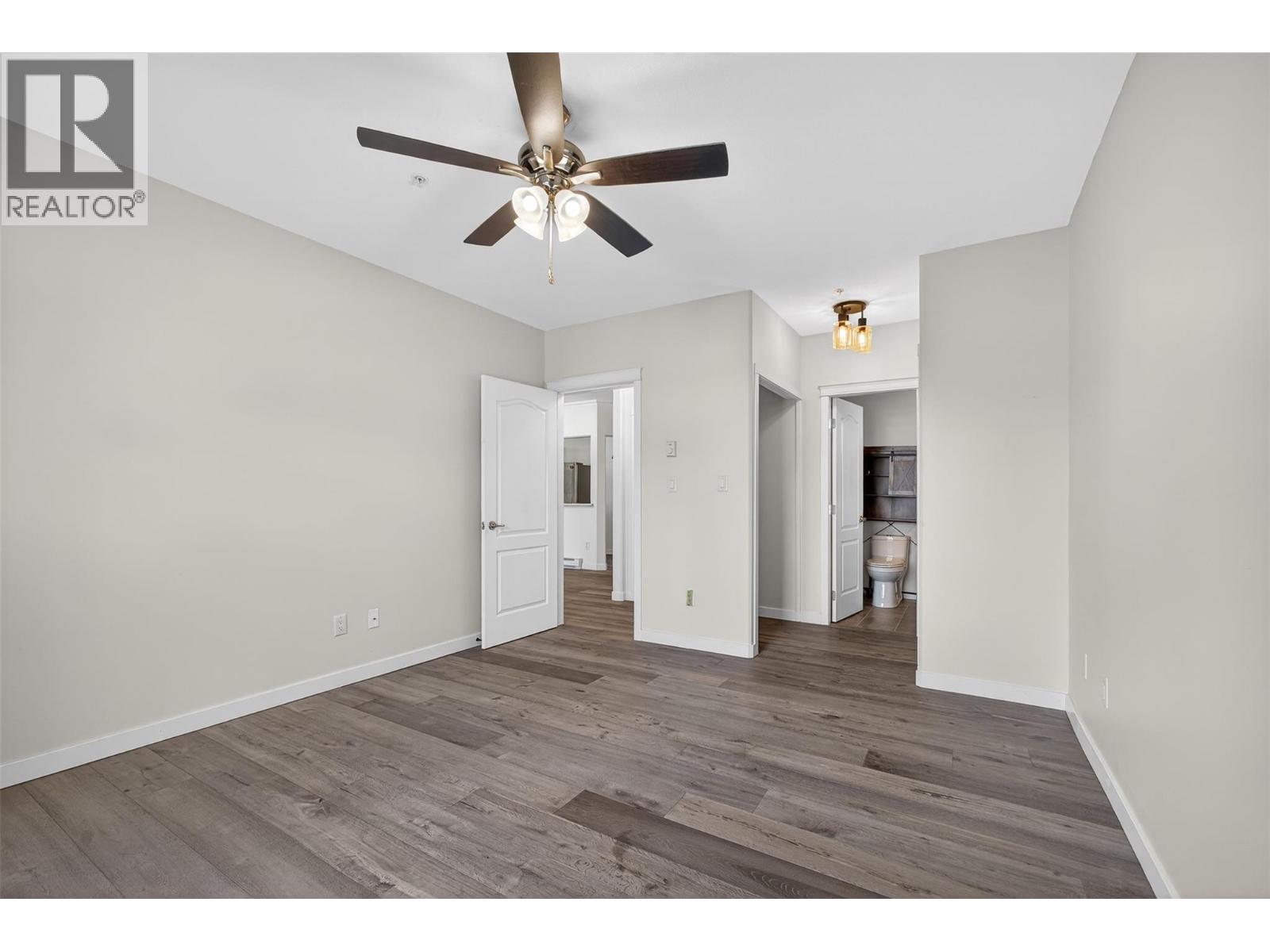 #101 303 Whitman Road - 14