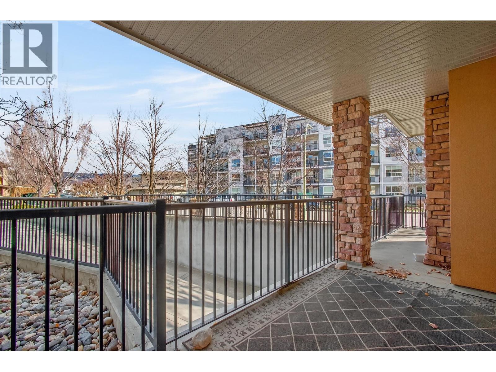 #101 303 Whitman Road - 32