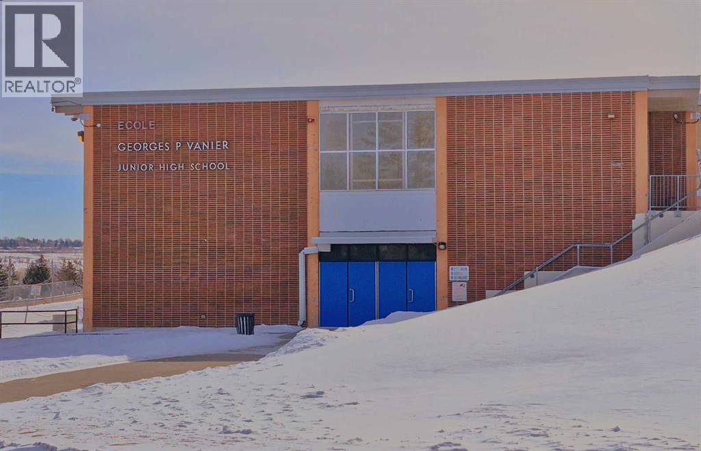 
          525 32 Avenue Northeast
            <br/>
            <span>Calgary</span>
            , 
            <span>AB</span>
             <span>T2E2H3</span>
         - Photo 22