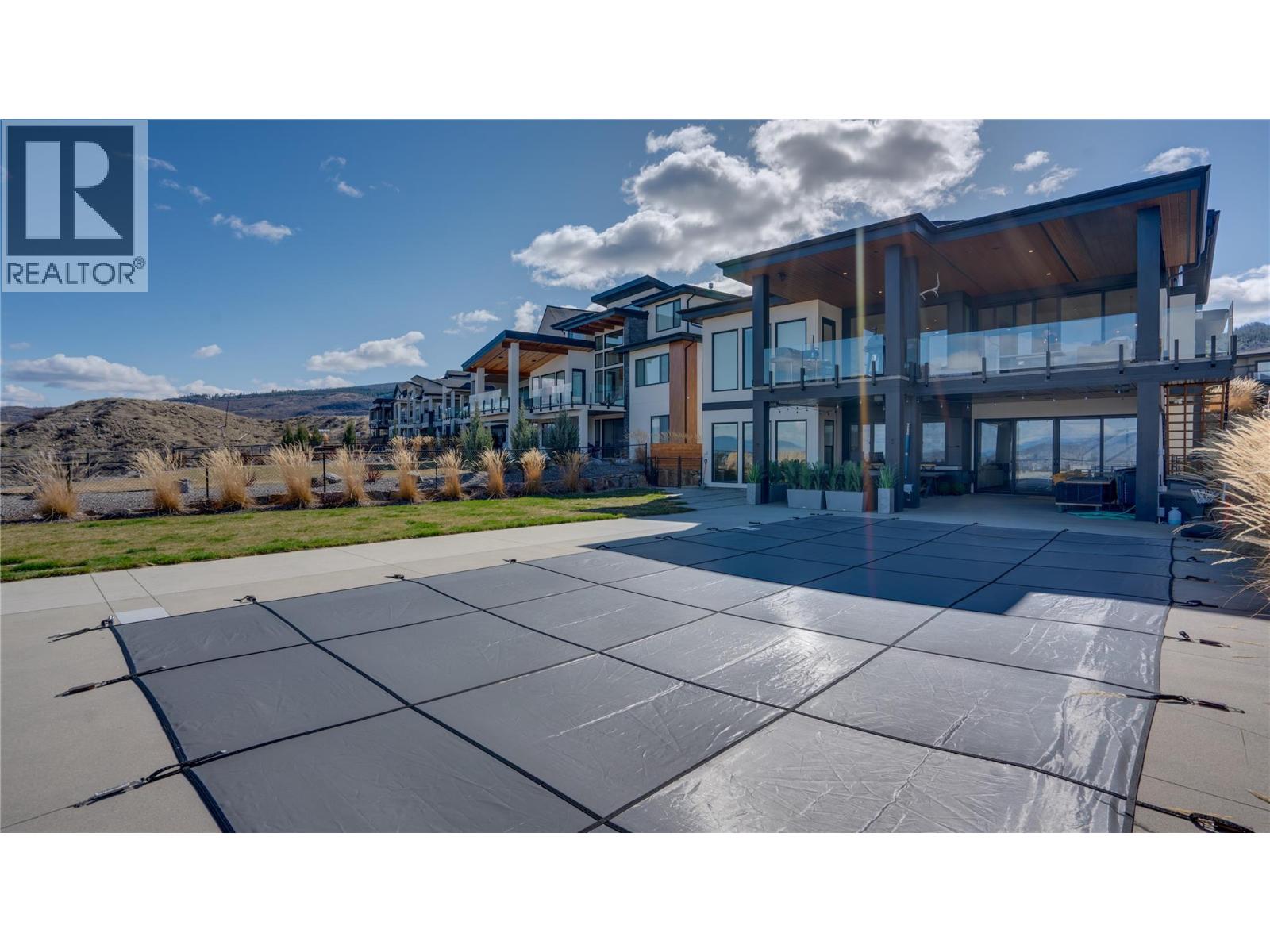  1220 Ponds Avenue, Kelowna