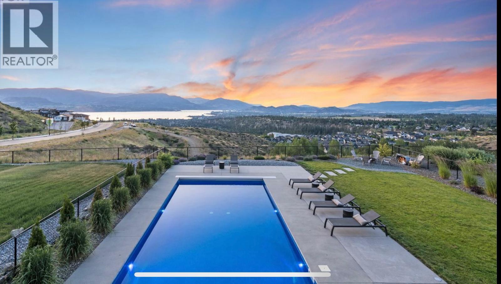  1220 Ponds Avenue, Kelowna