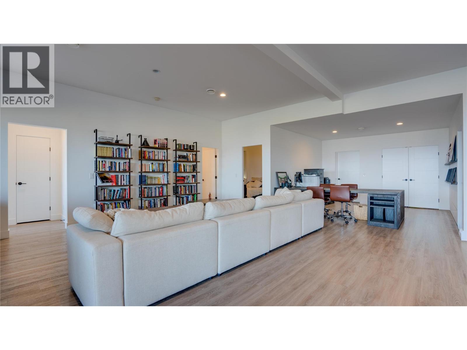  1220 Ponds Avenue, Kelowna