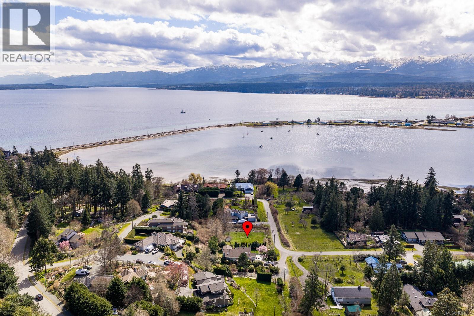 98 Beech St, Comox