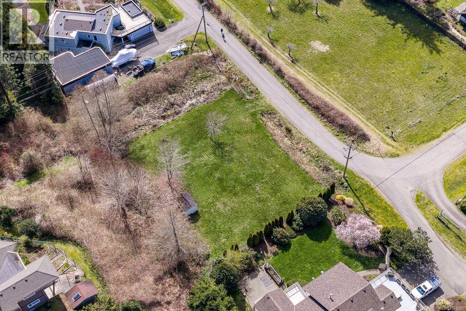 98 Beech St, Comox
