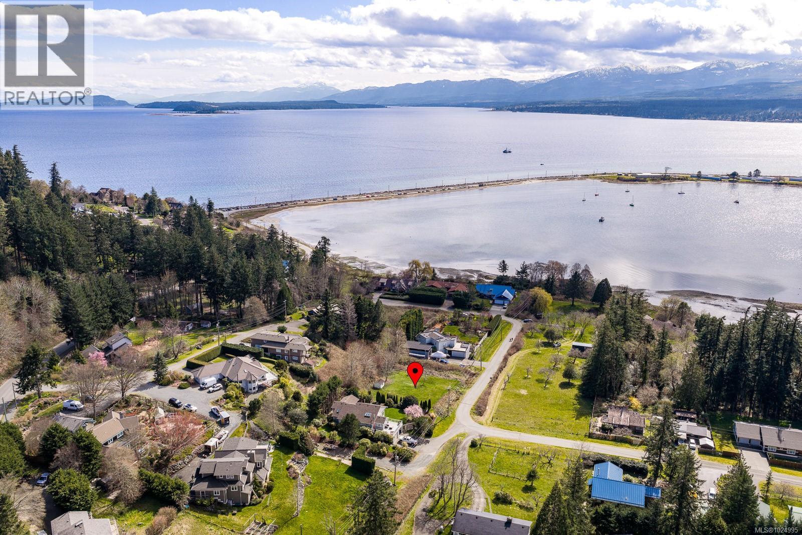 98 Beech St, Comox