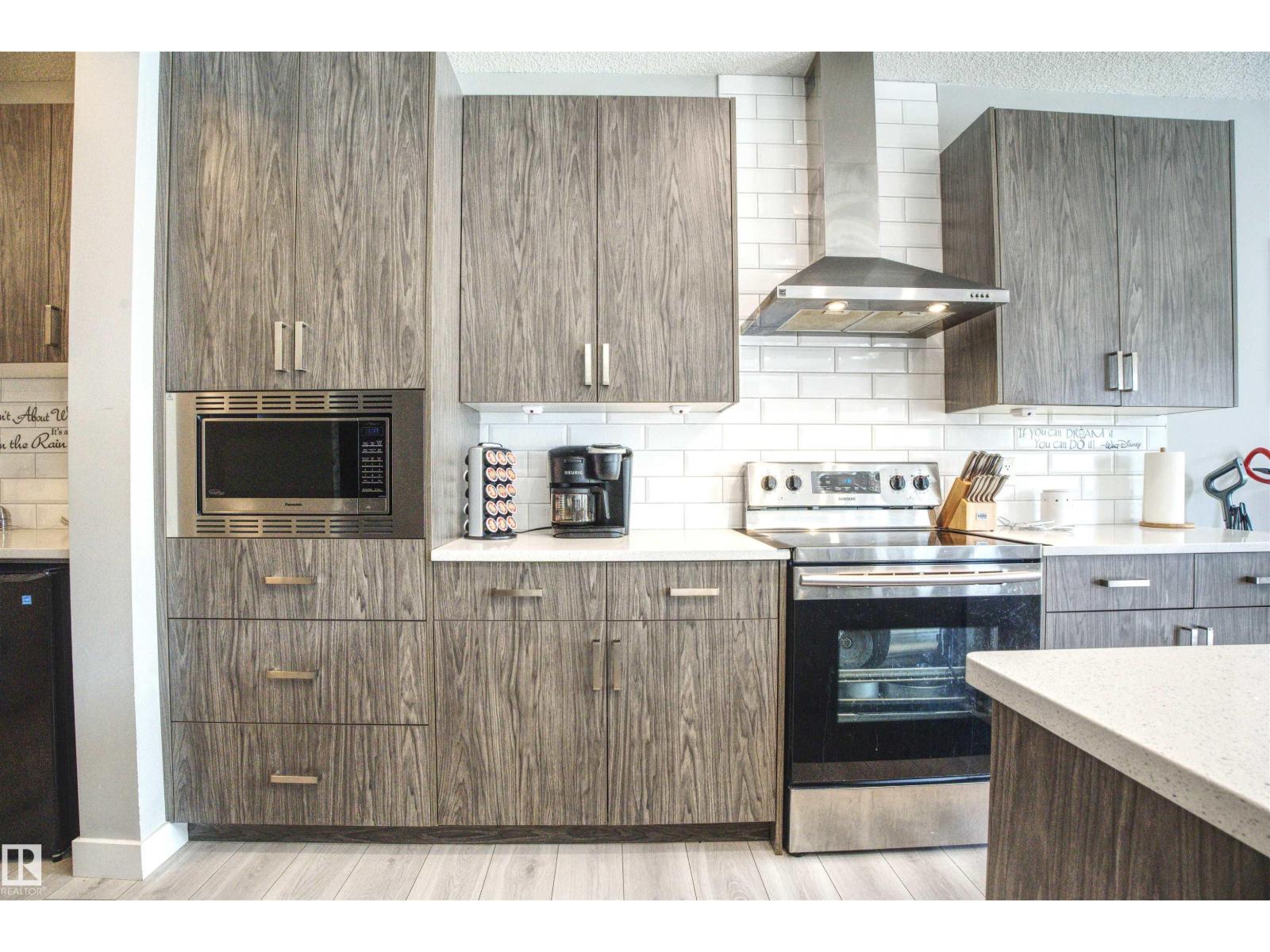 20503 99 AV NW, Edmonton