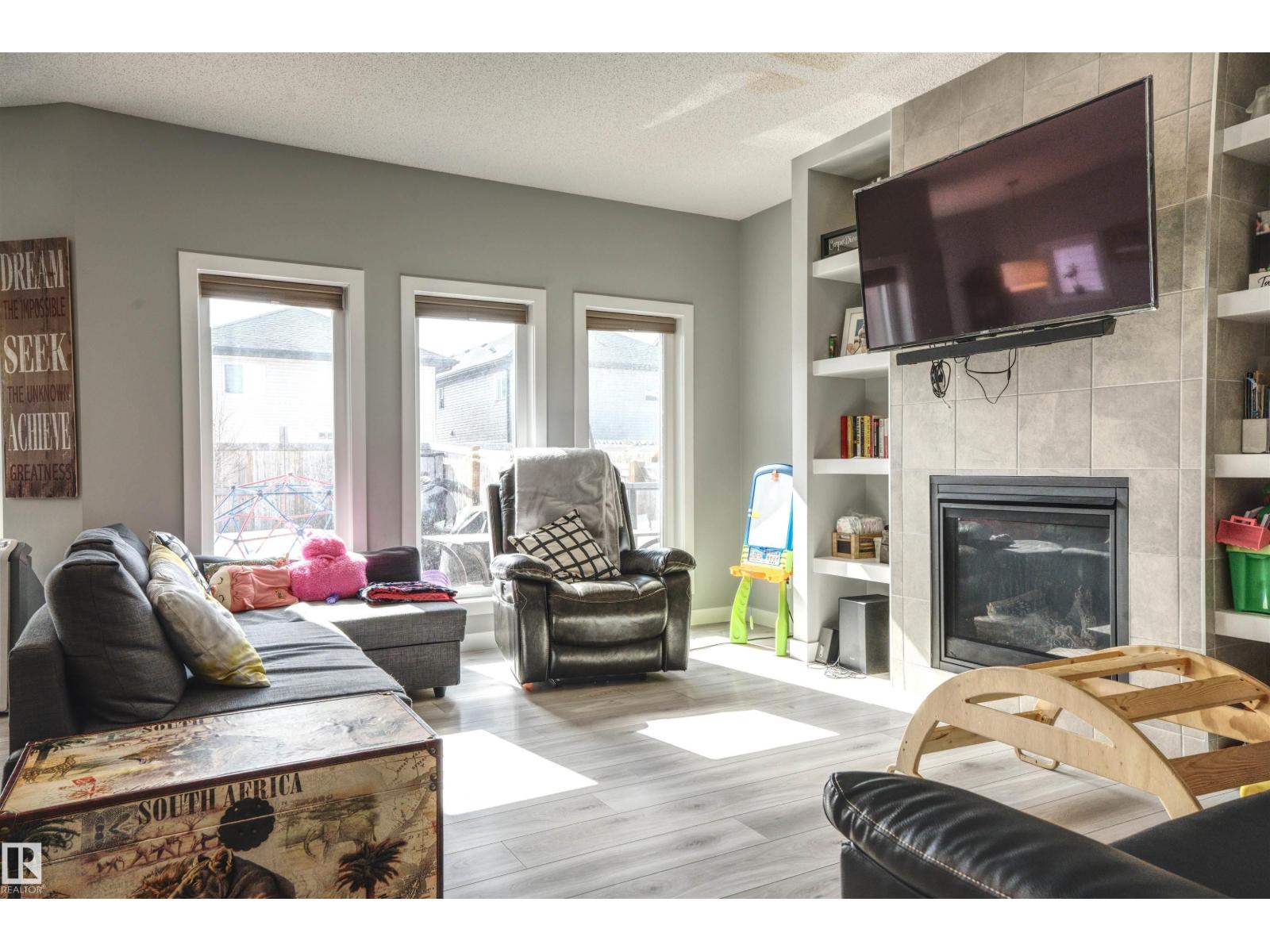 20503 99 AV NW, Edmonton