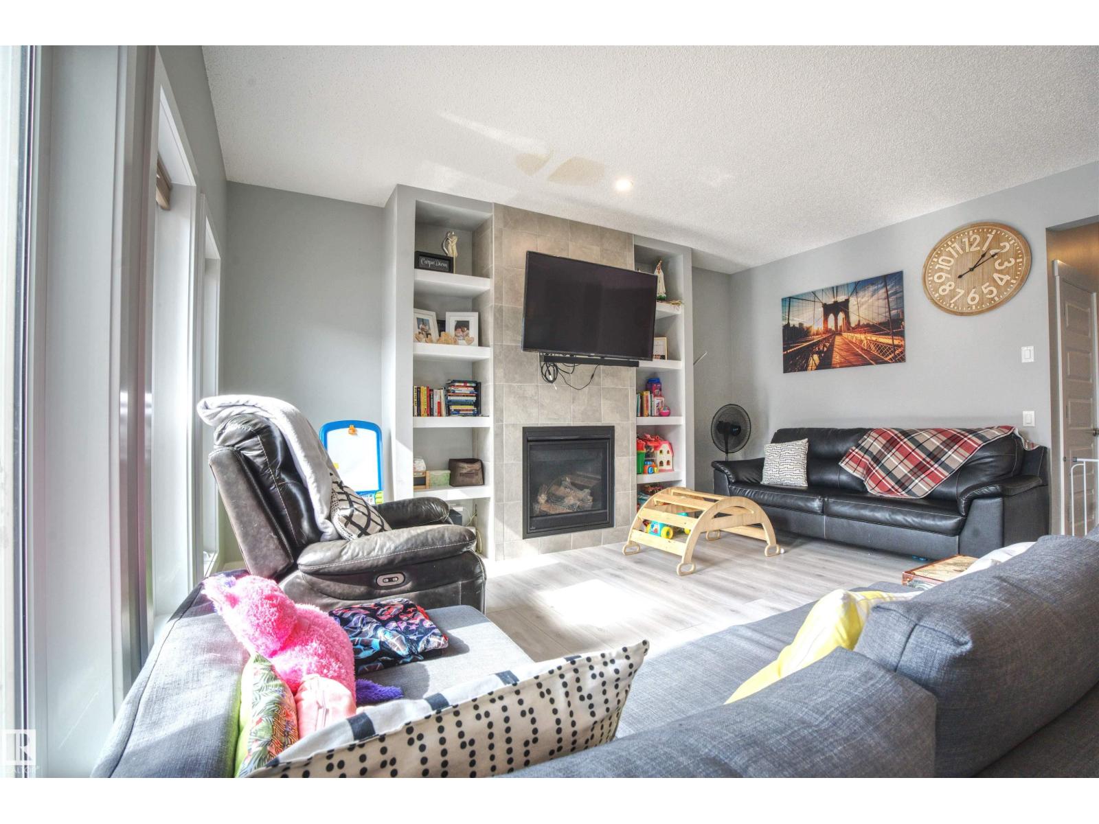 20503 99 AV NW, Edmonton