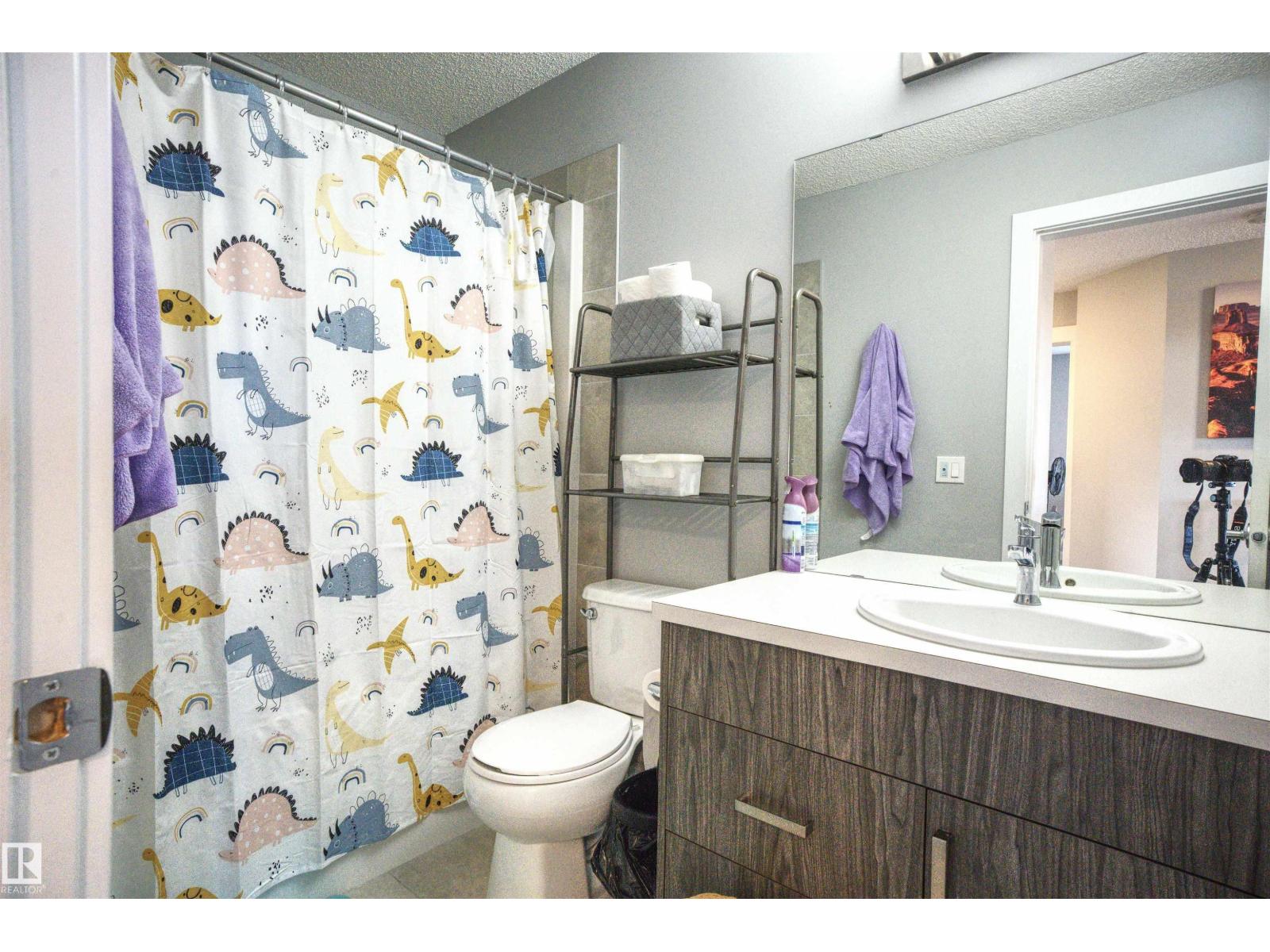 20503 99 AV NW - 31