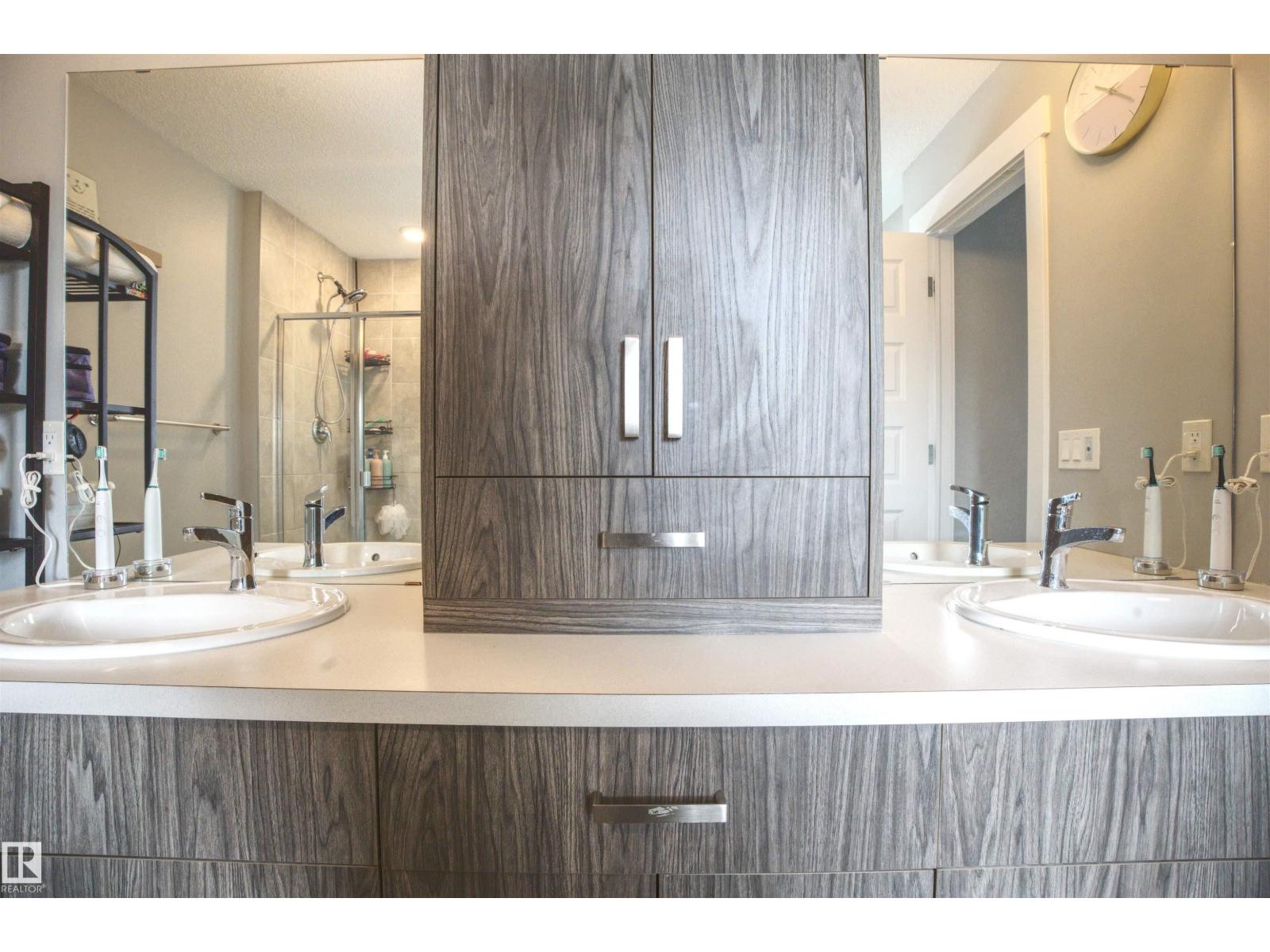 20503 99 AV NW, Edmonton