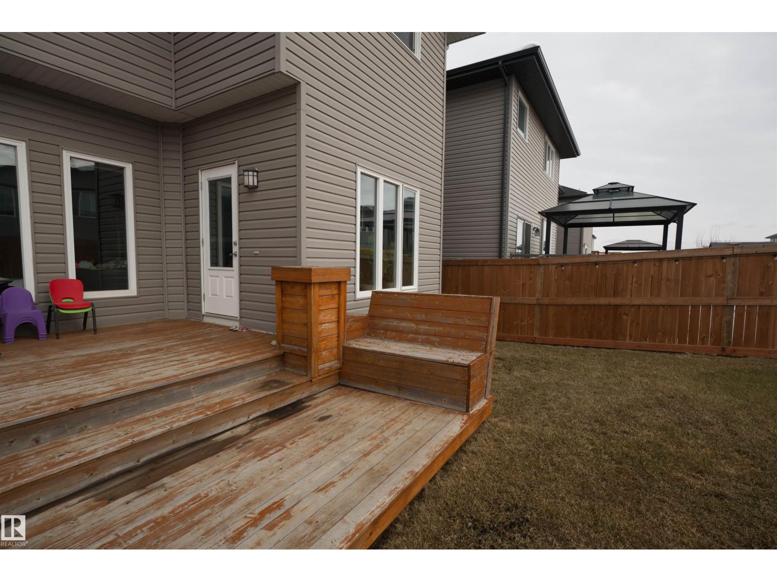 20503 99 AV NW, Edmonton