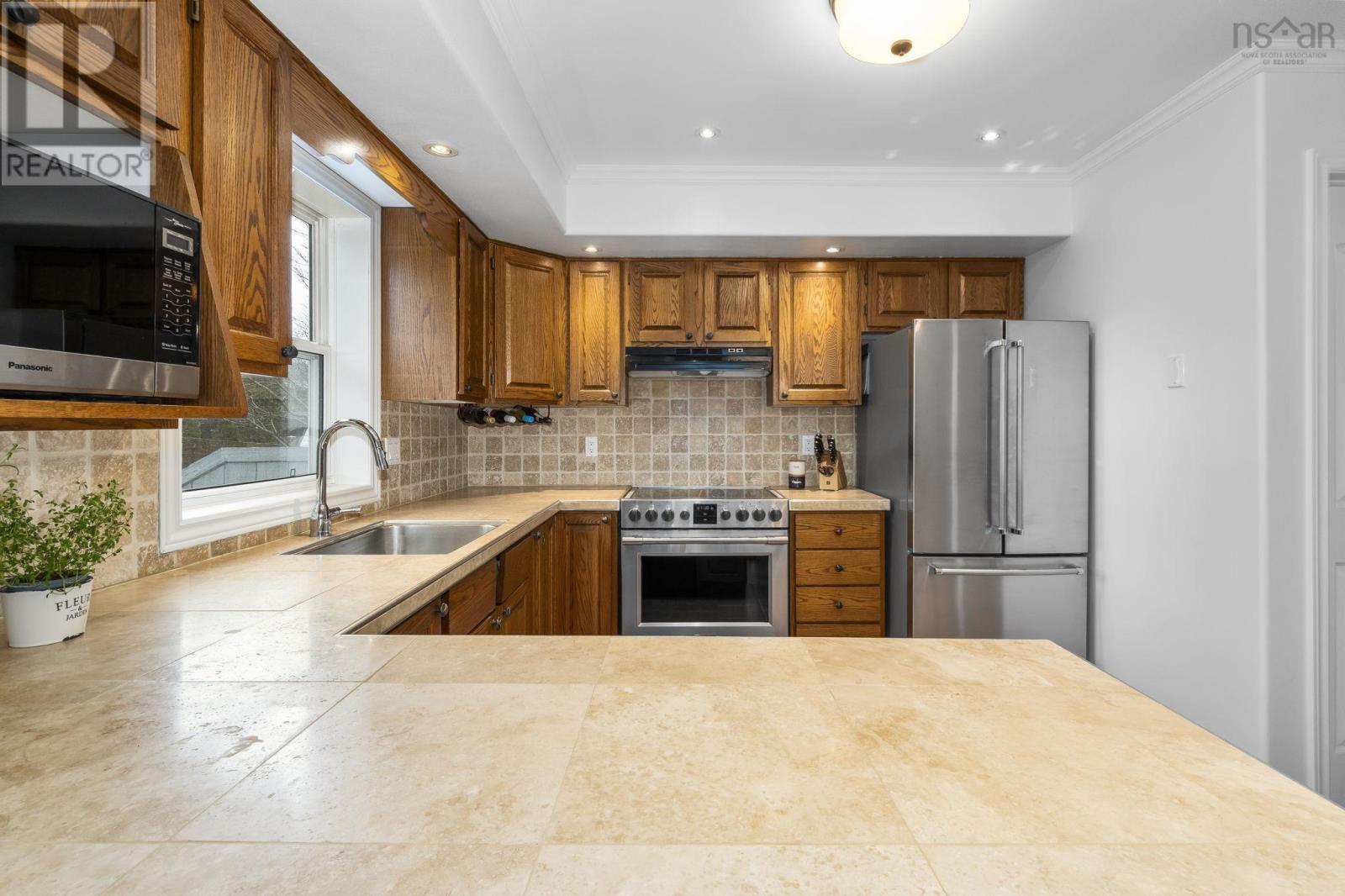 Property 2 of 32 of 118 Dixon Court