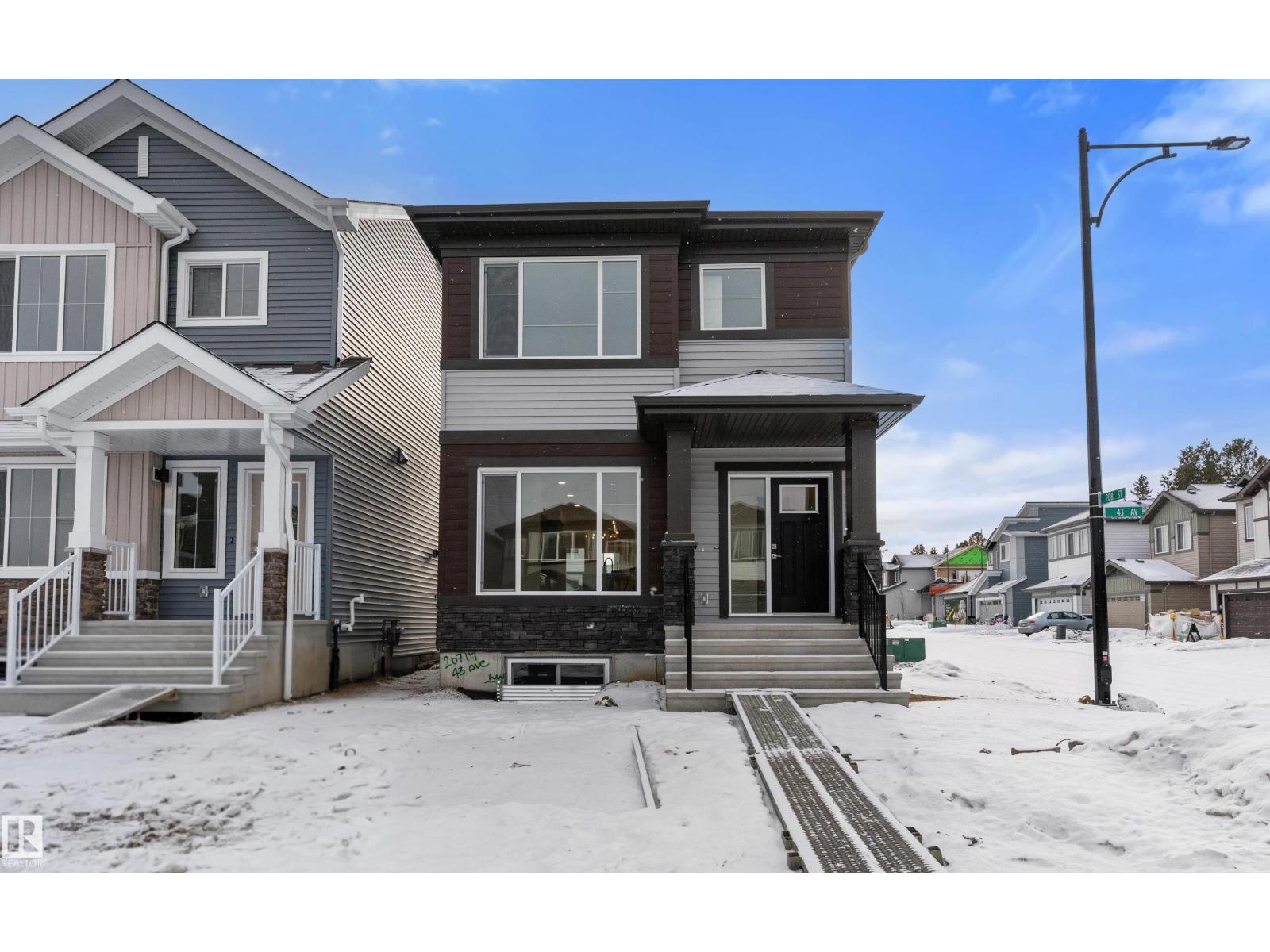 20719 43 AV NW - 1