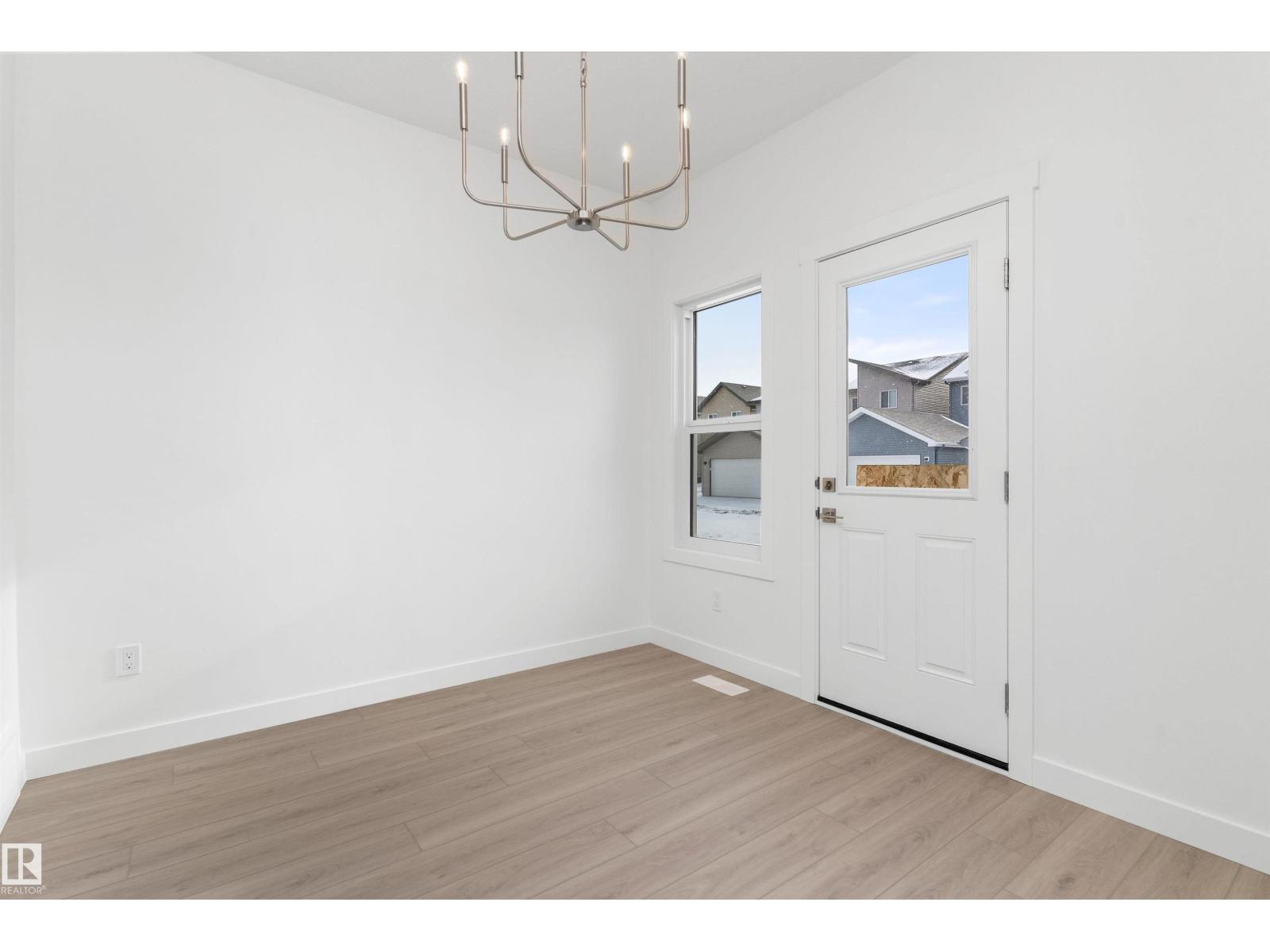 20719 43 AV NW - 14