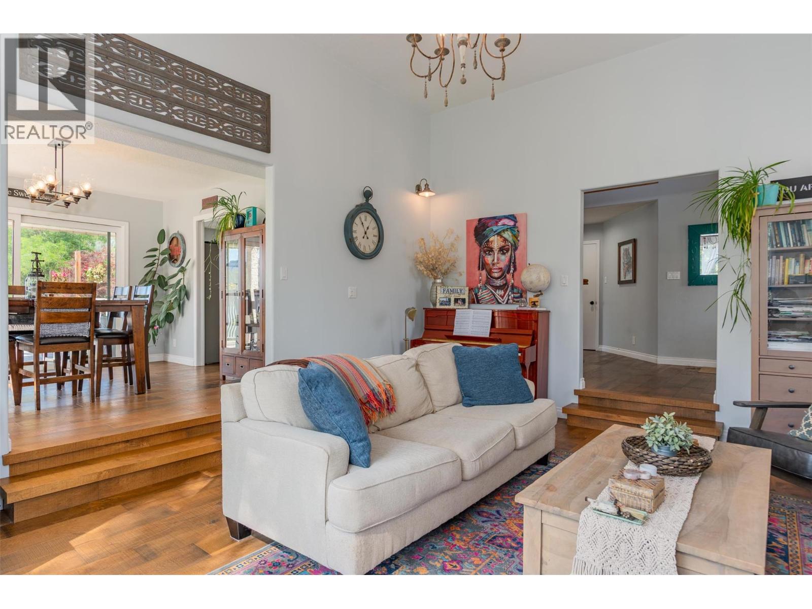 507 15TH Avenue, Genelle