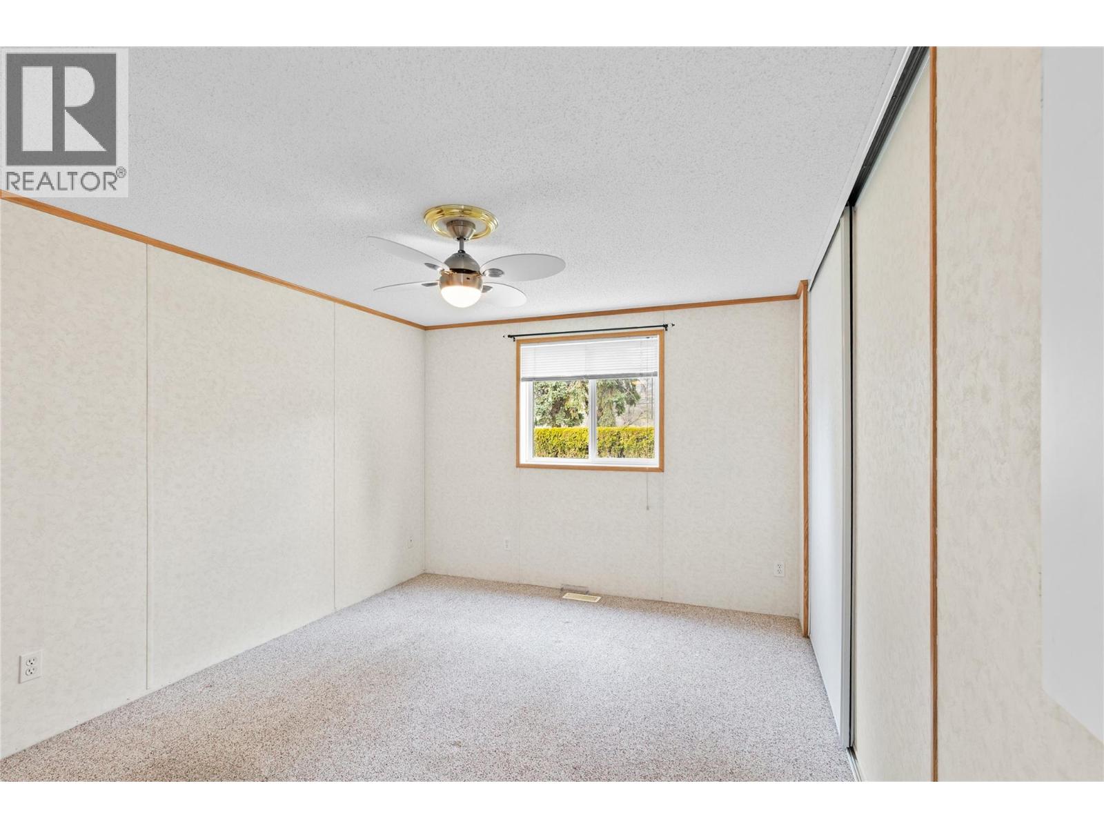 #32 5484 25 Avenue - 16