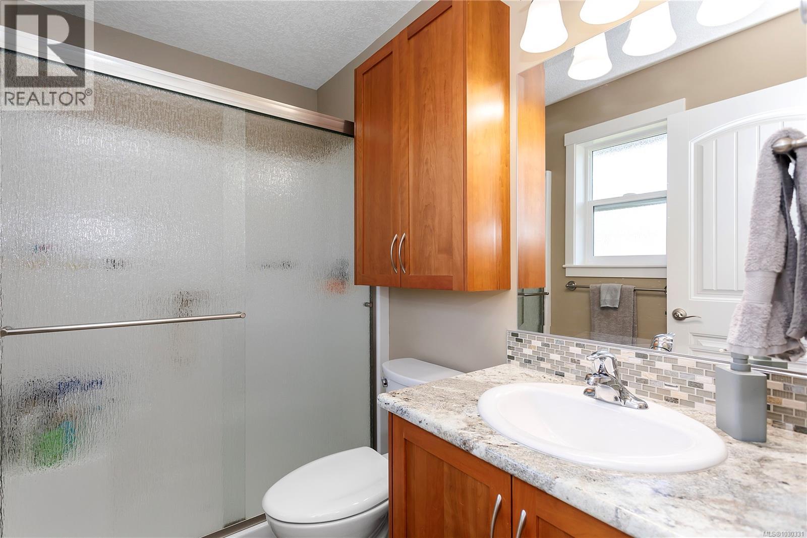 #2 6117 GLACIER WAY - 21