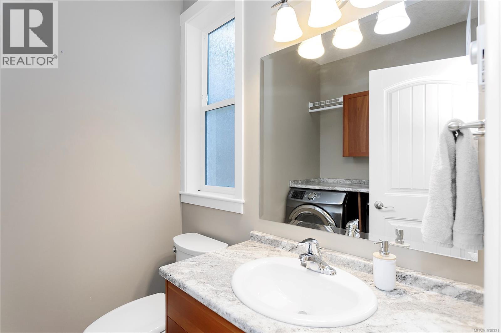 #2 6117 Glacier Way - 23