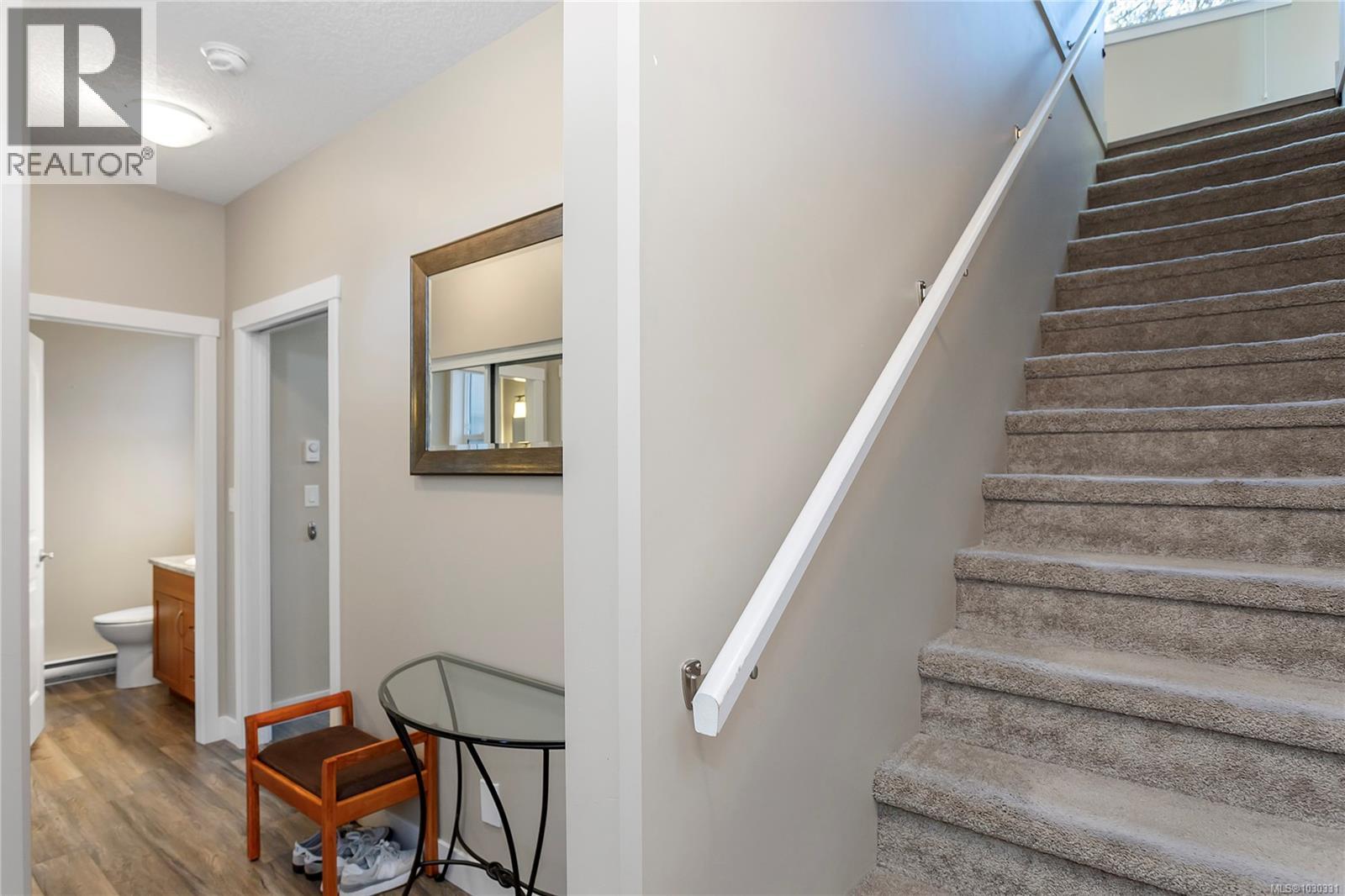 #2 6117 Glacier Way - 22