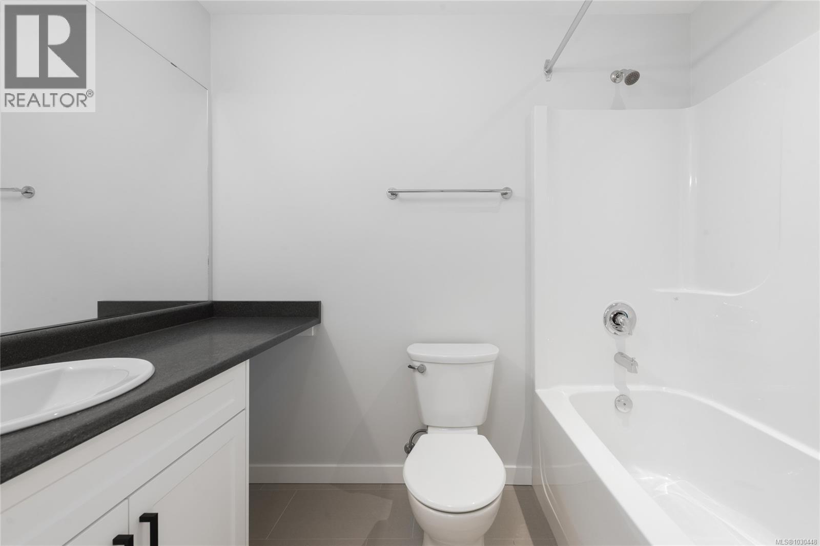 #24 3195 HERONS WAY - 10