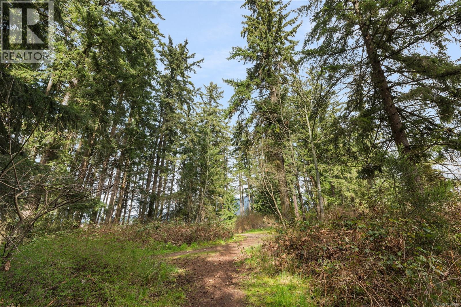 #24 3195 HERONS WAY - 21