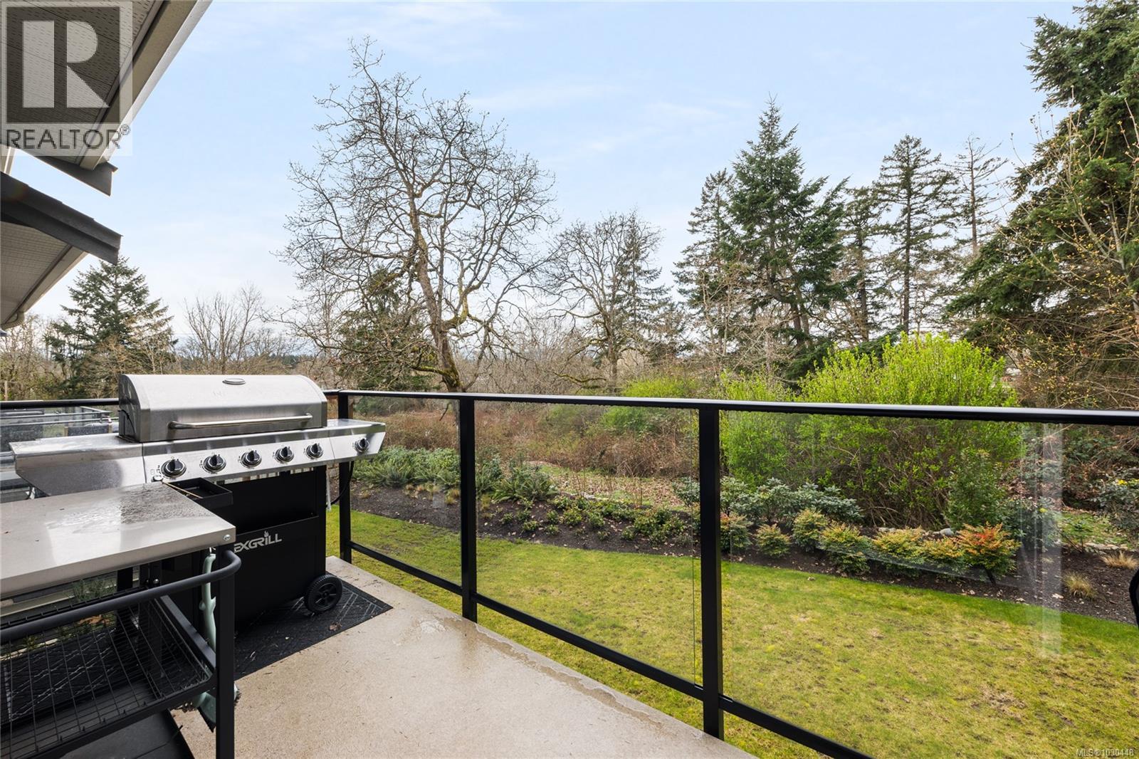 #24 3195 HERONS WAY - 18