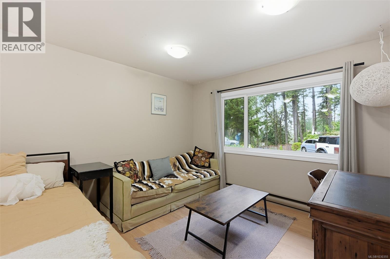 11391 WEST SAANICH RD - 37