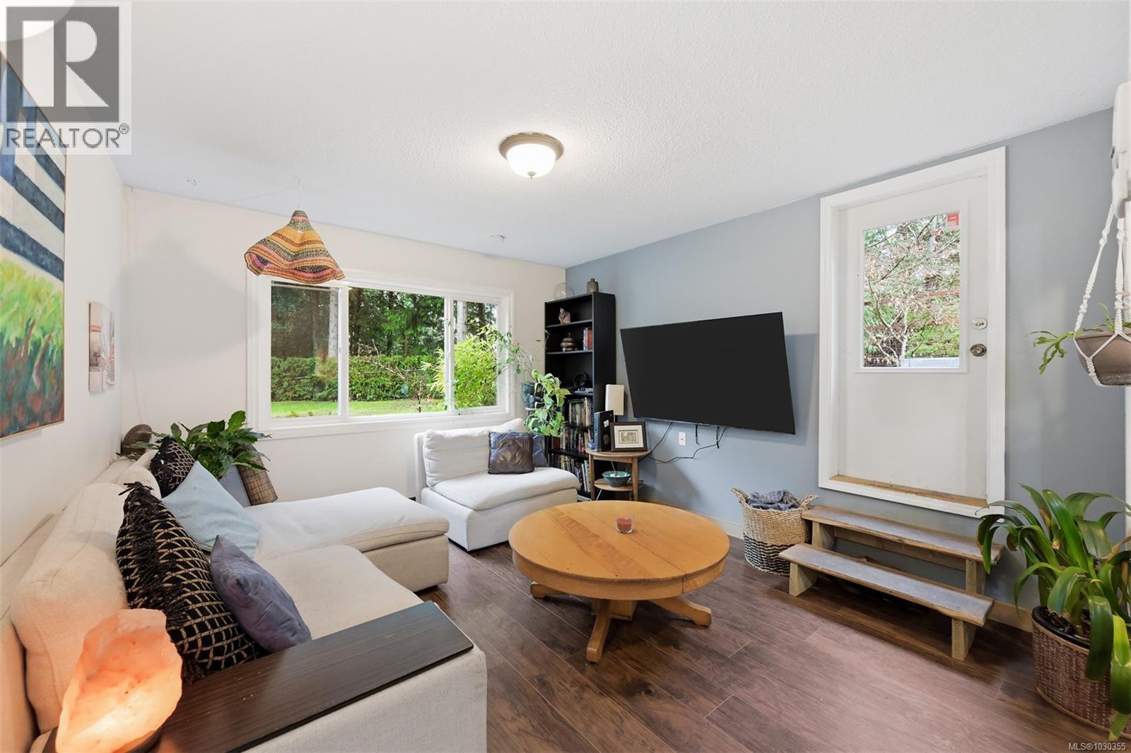 11391 WEST SAANICH RD - 49