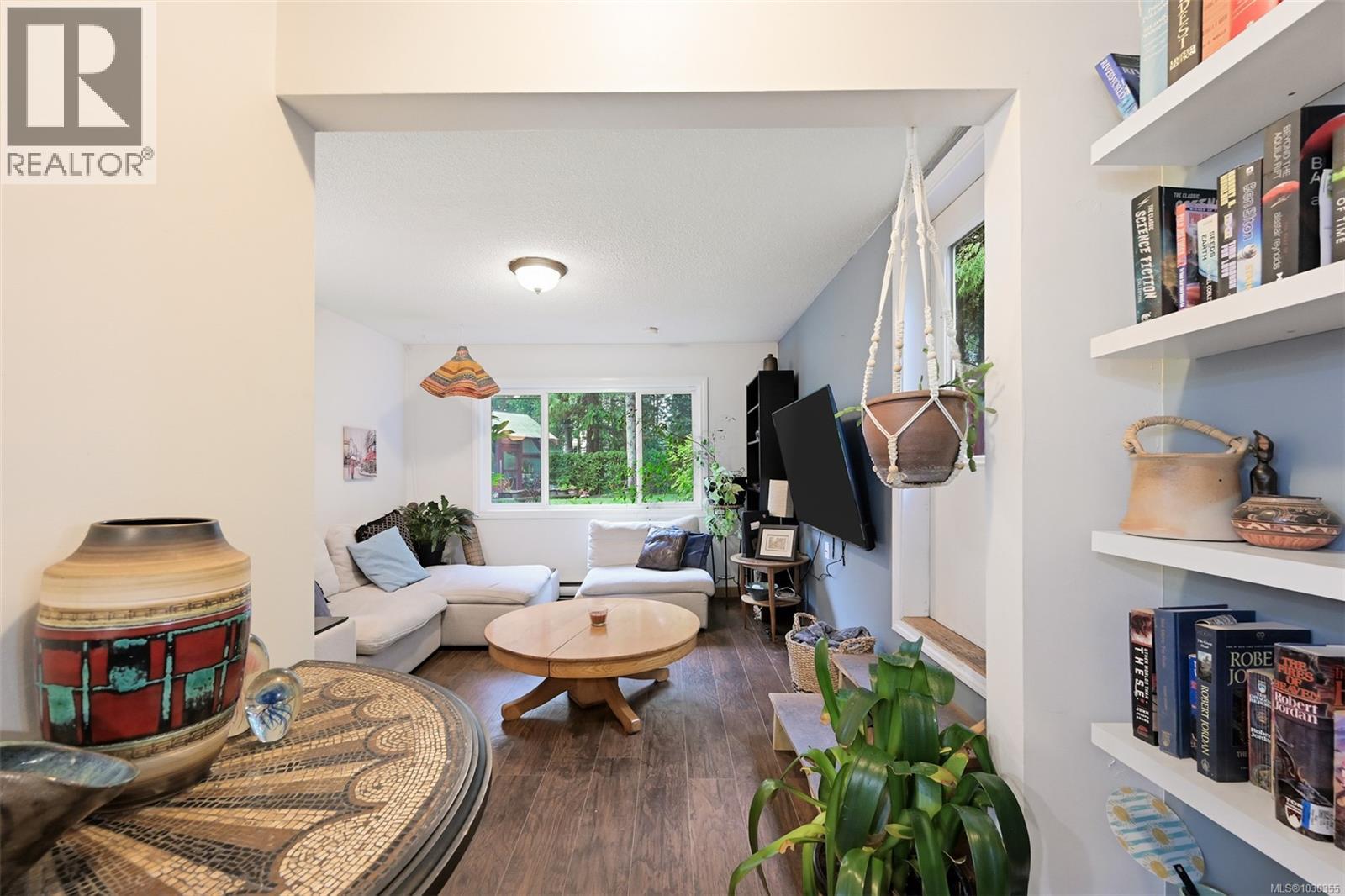 11391 WEST SAANICH RD - 56