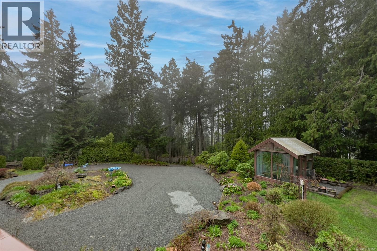 11391 WEST SAANICH RD - 69