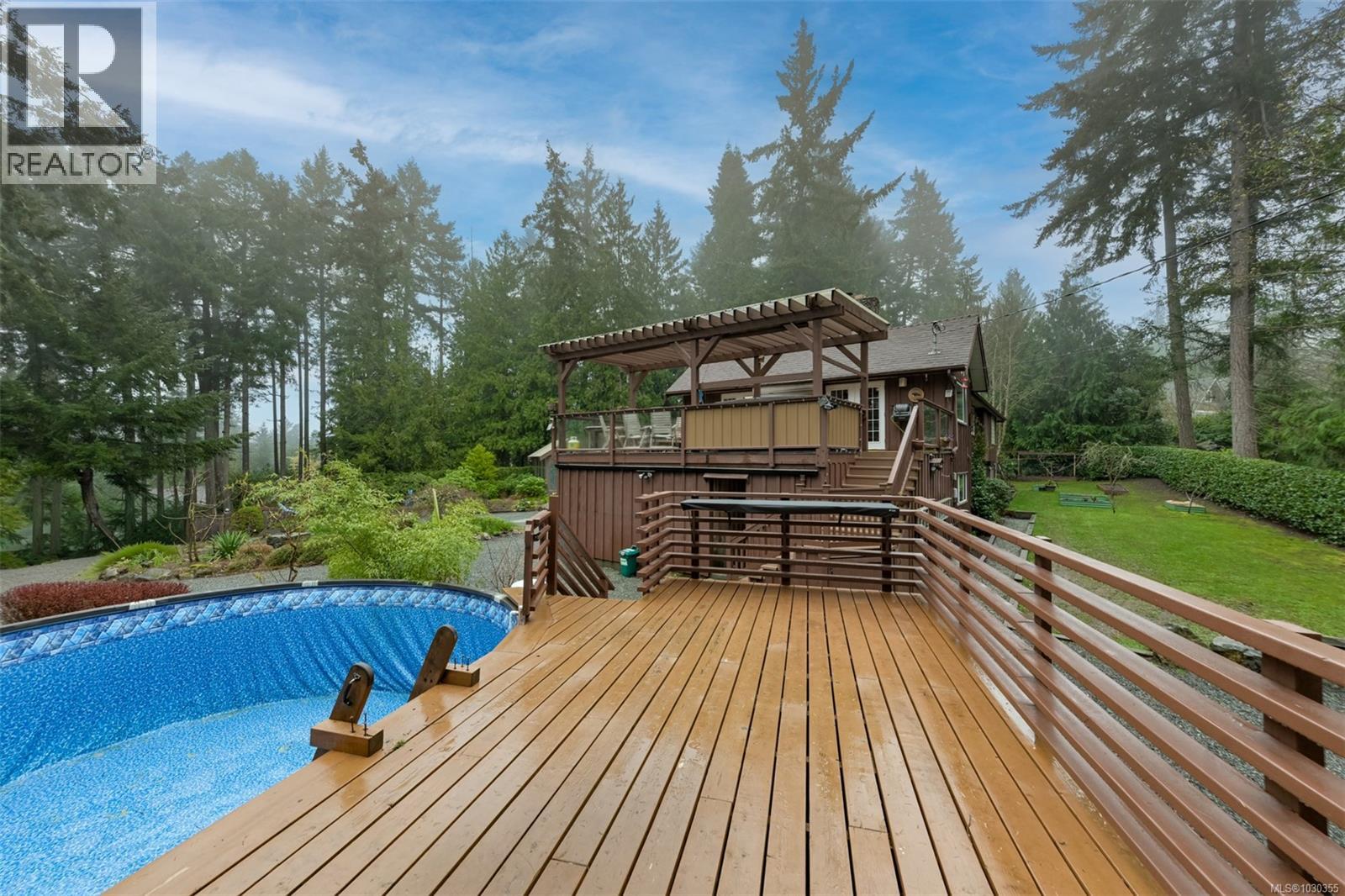 11391 WEST SAANICH RD - 72