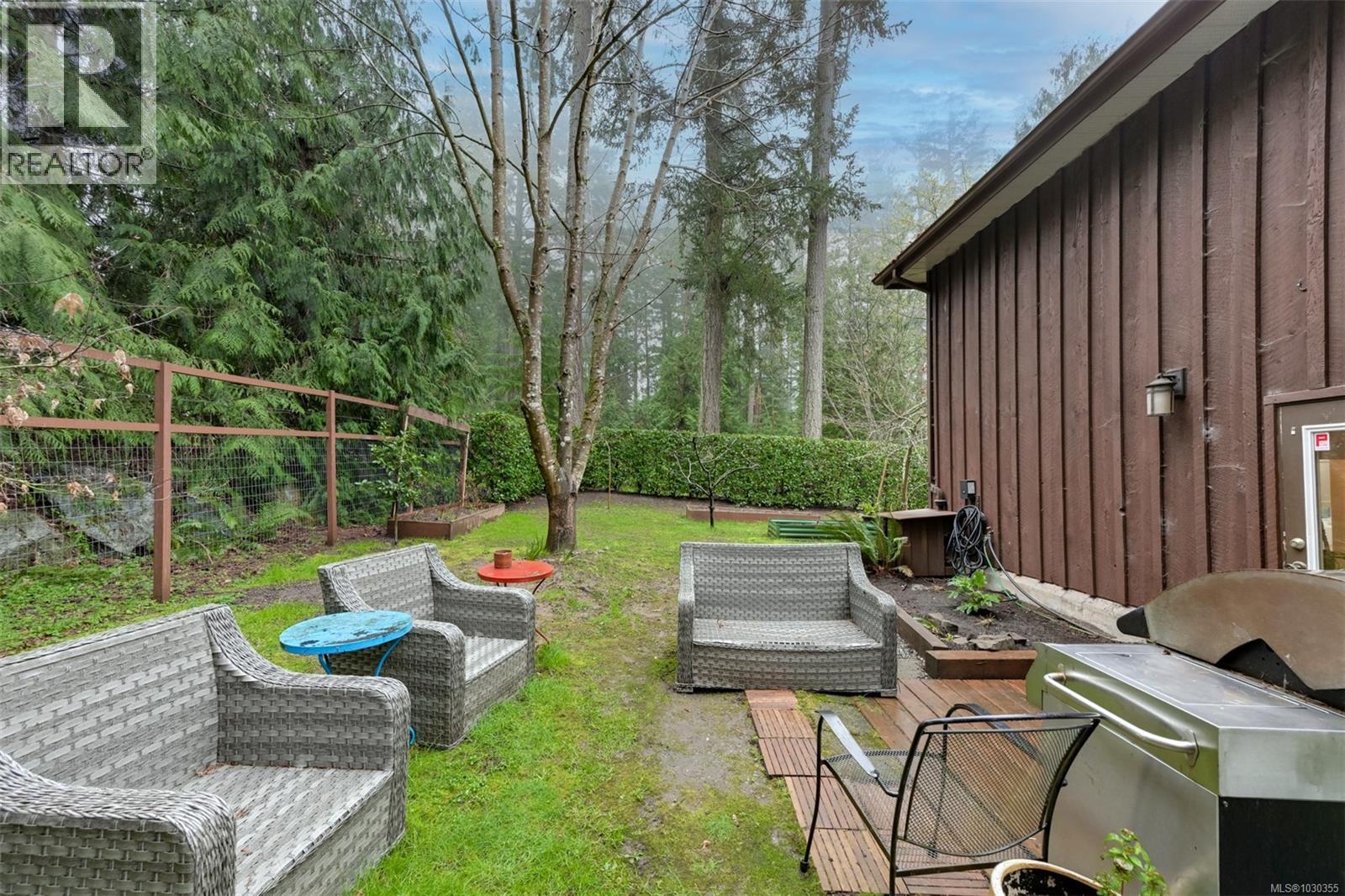 11391 WEST SAANICH RD - 80