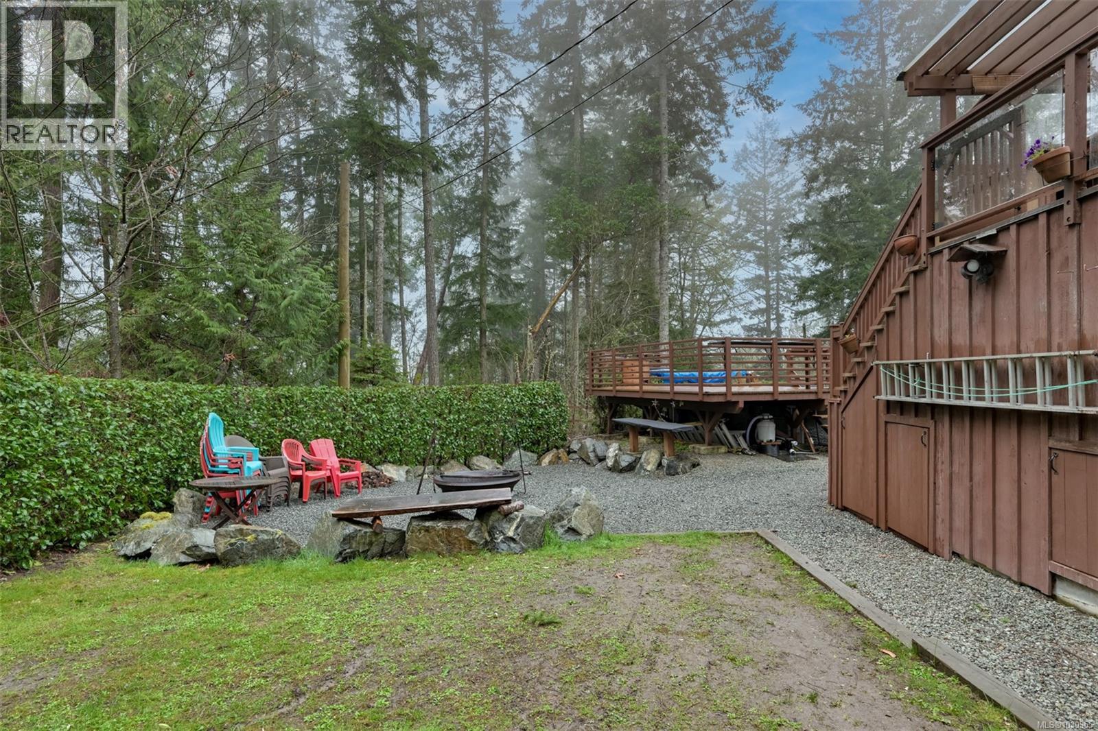 11391 WEST SAANICH RD - 88