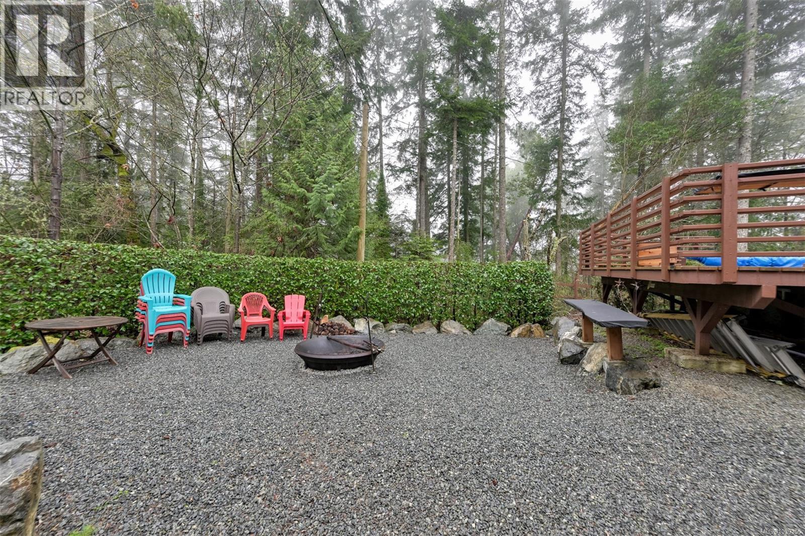 11391 WEST SAANICH RD - 89