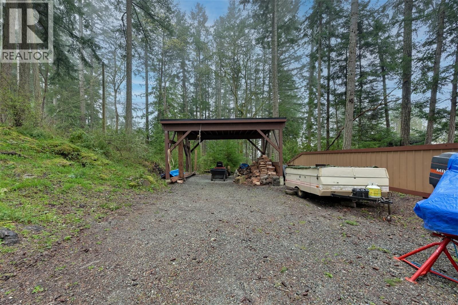 11391 WEST SAANICH RD - 96